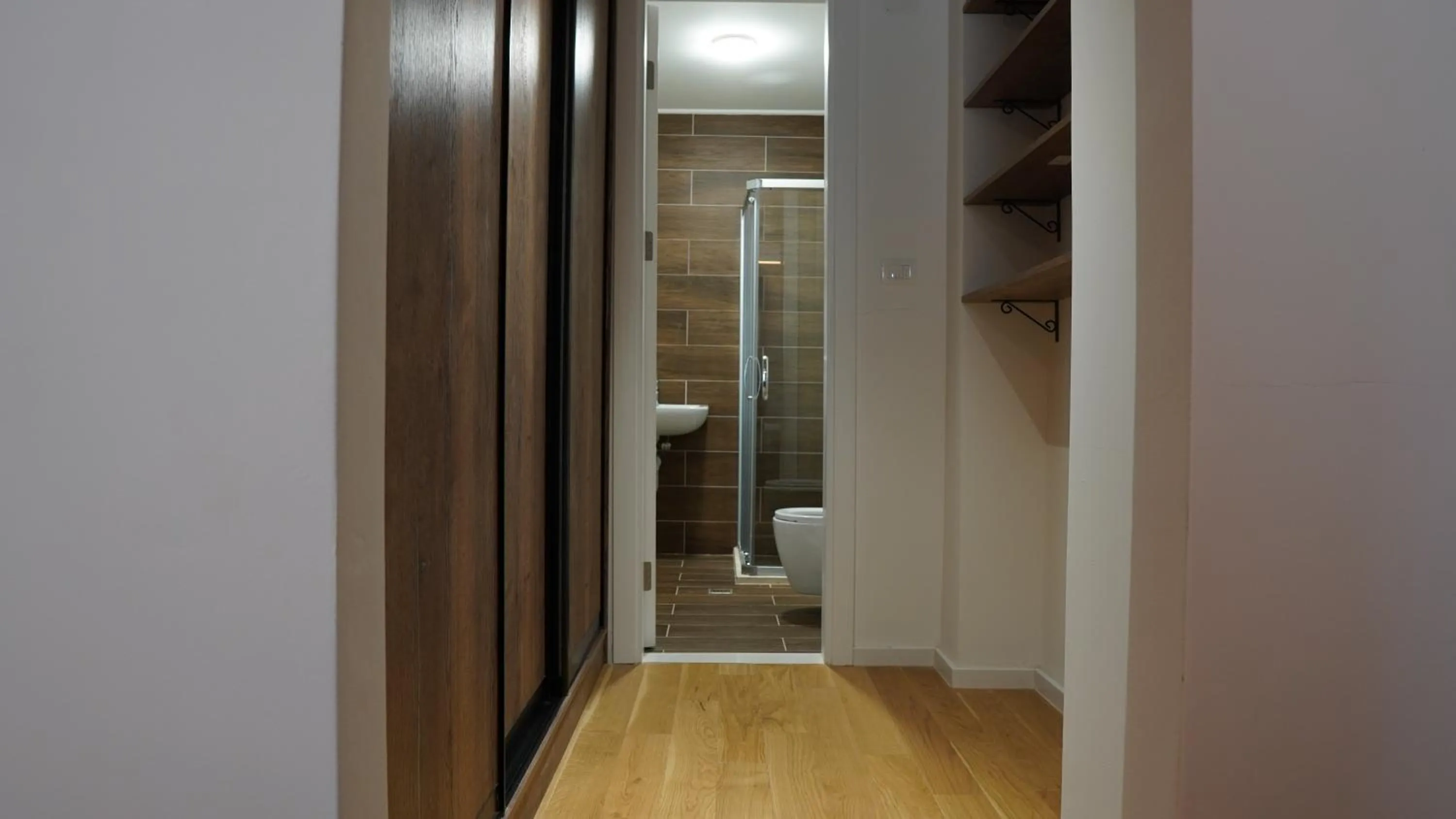 Shower in Snjezna Dolina Resort - Jahorina