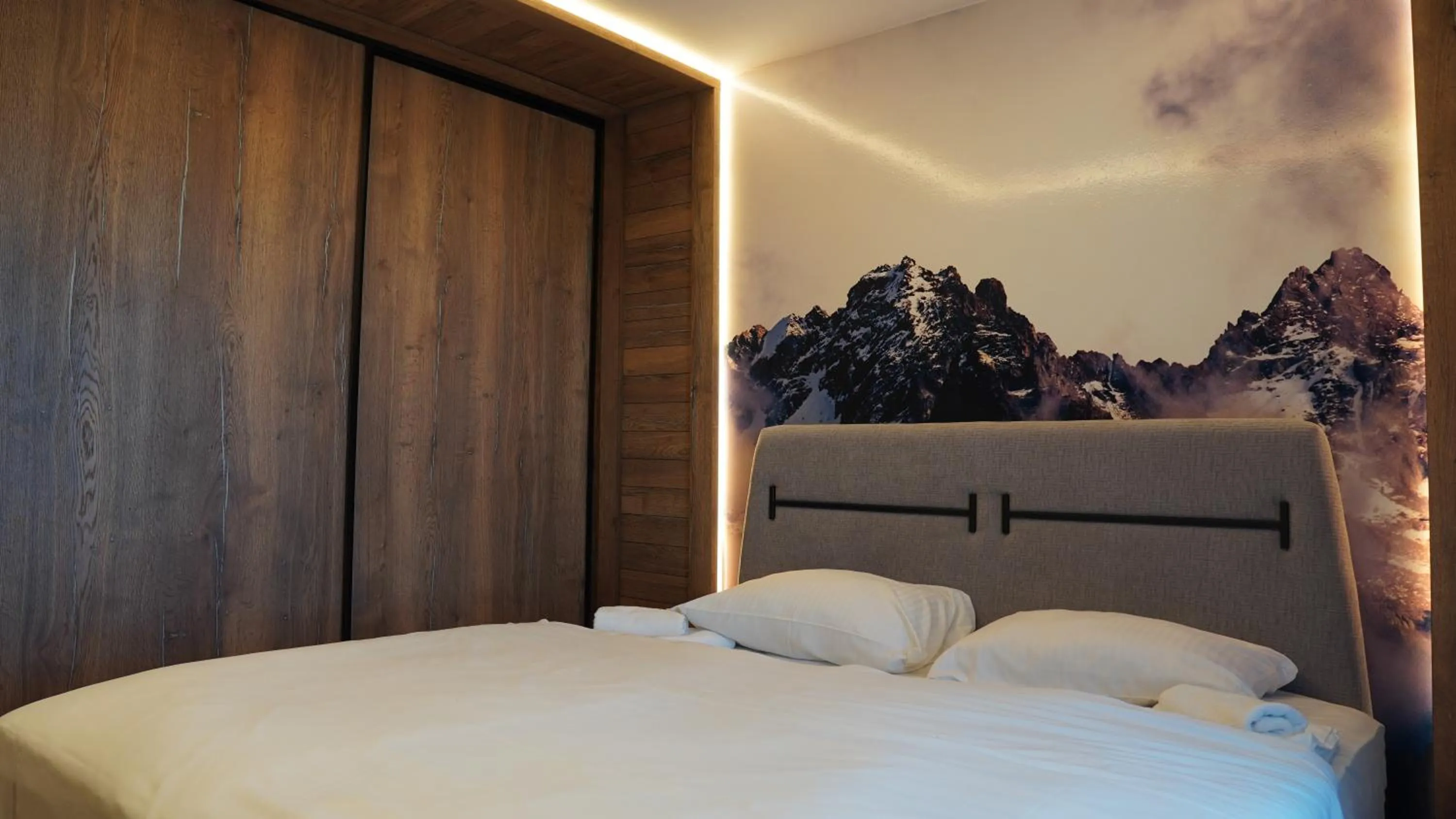 Bed in Snjezna Dolina Resort - Jahorina