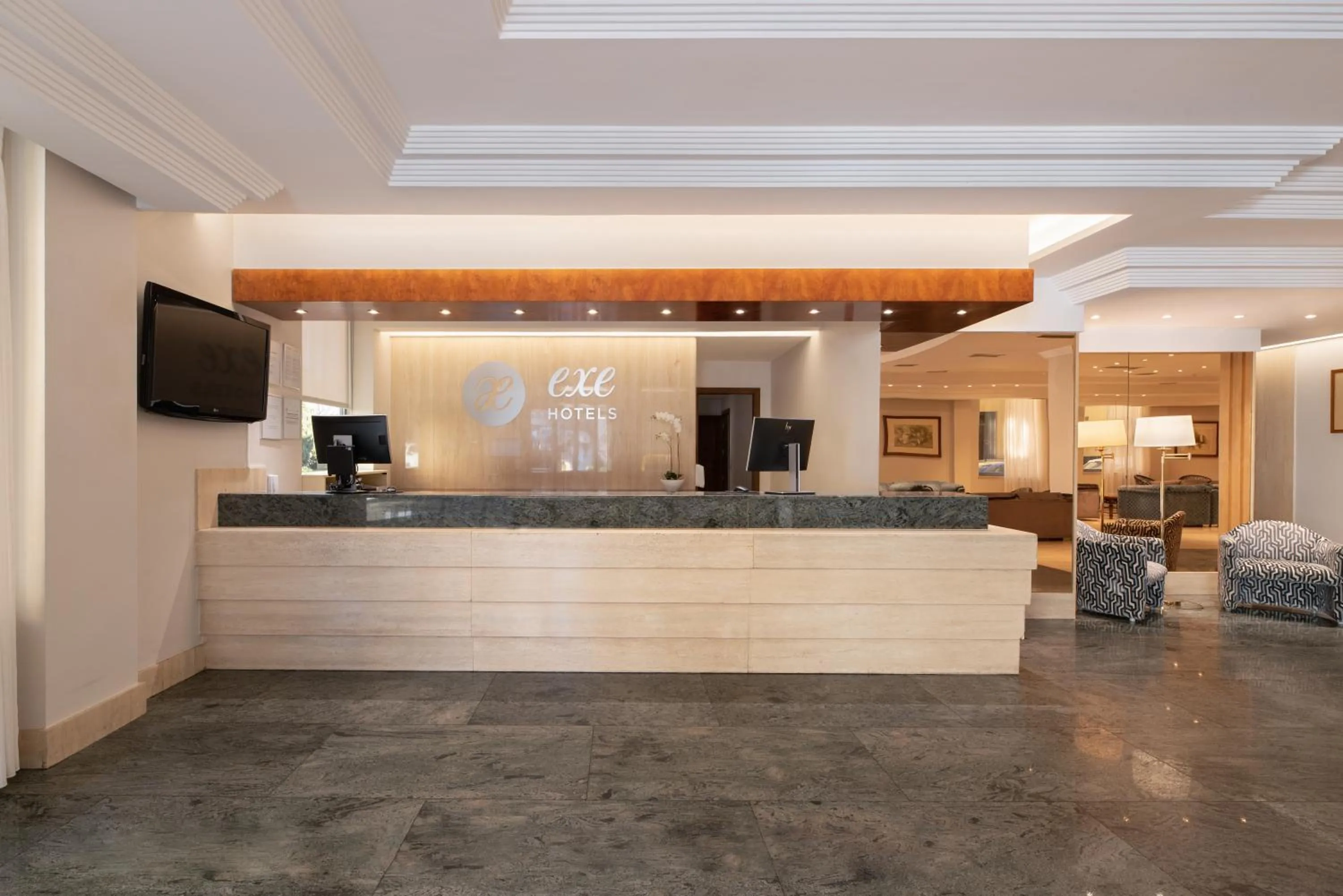 Lobby or reception in Exe Salamanca