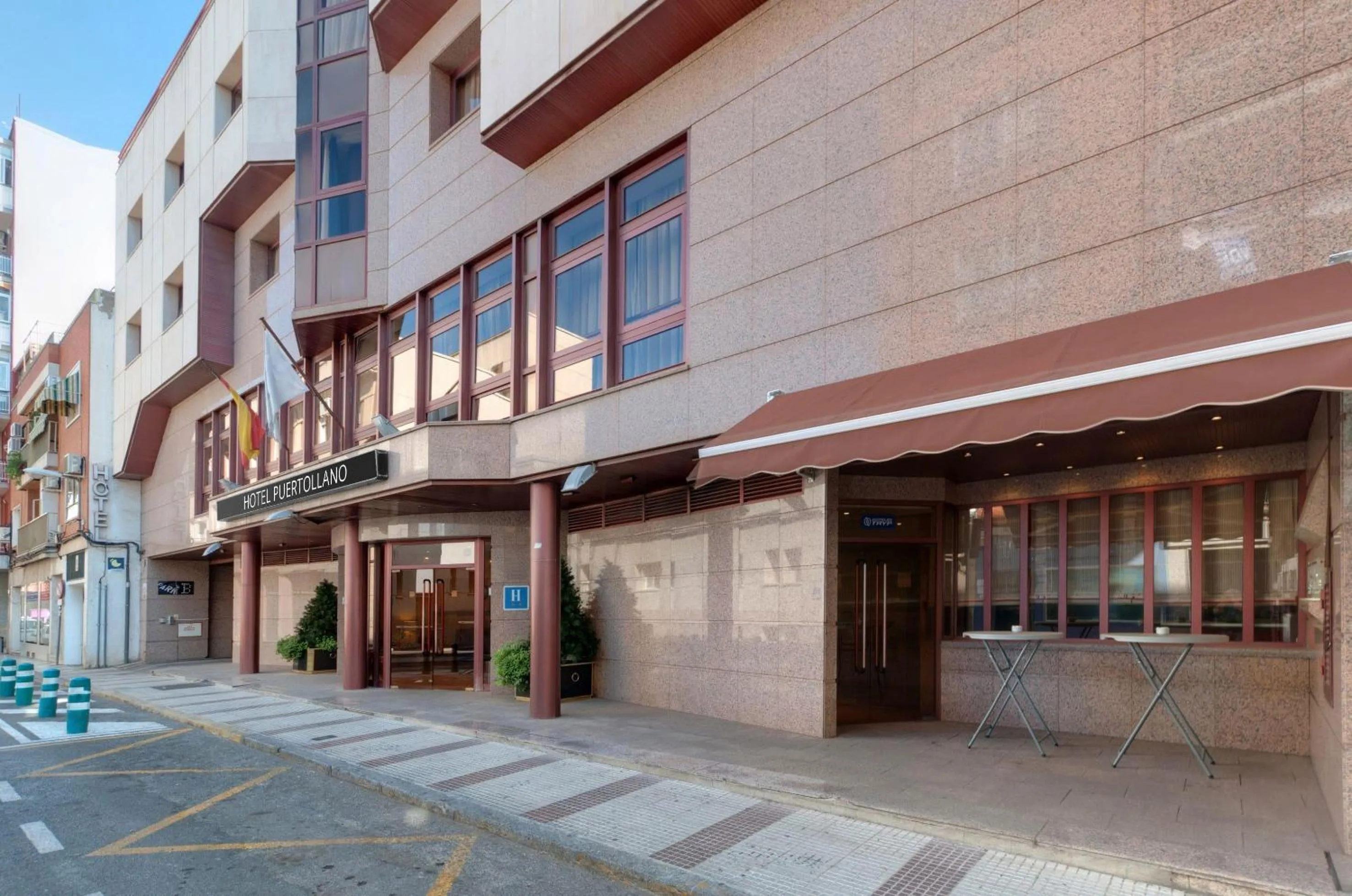 Property building in Hotel Puertollano