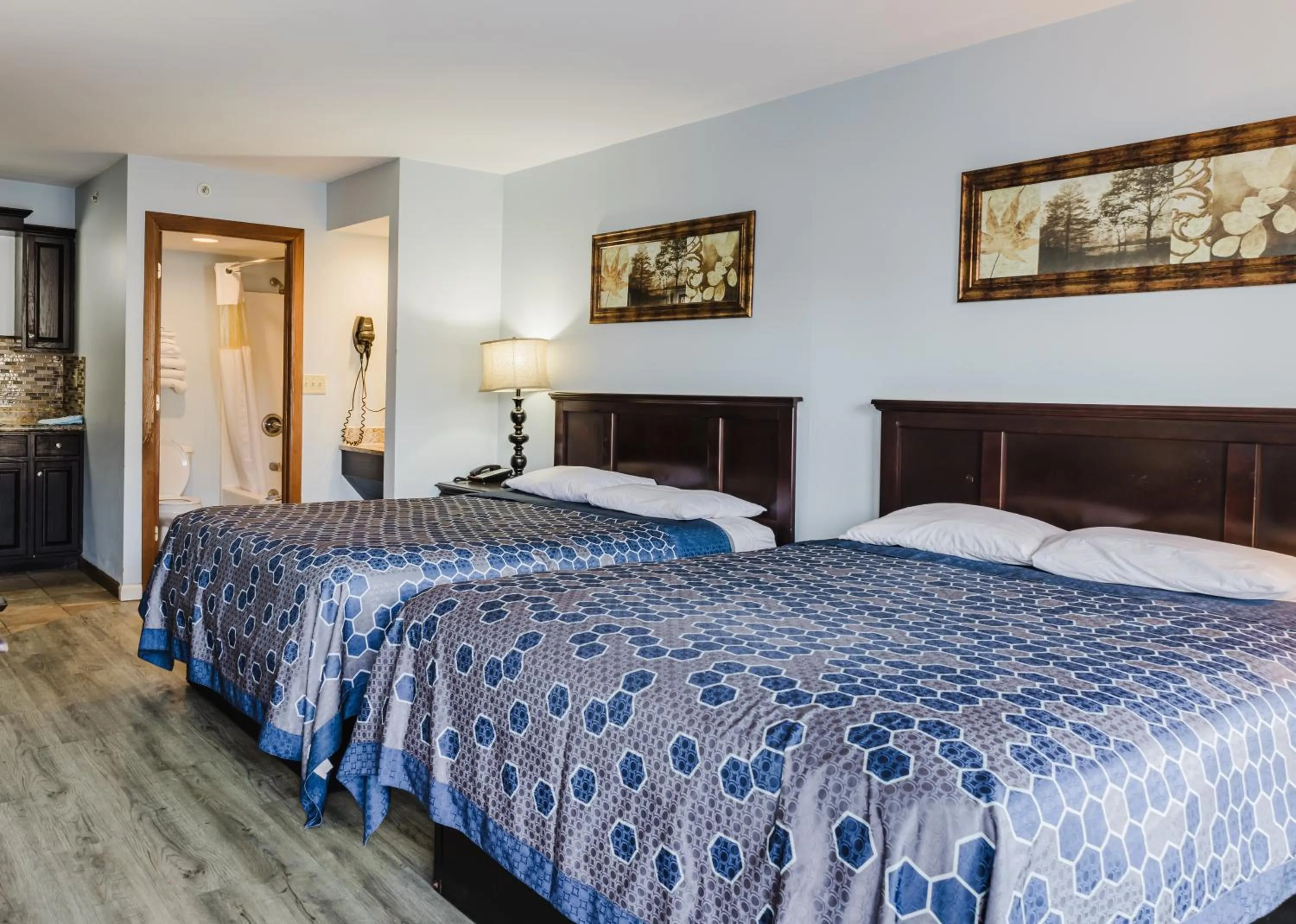 Bed in Jackson Town House Inn