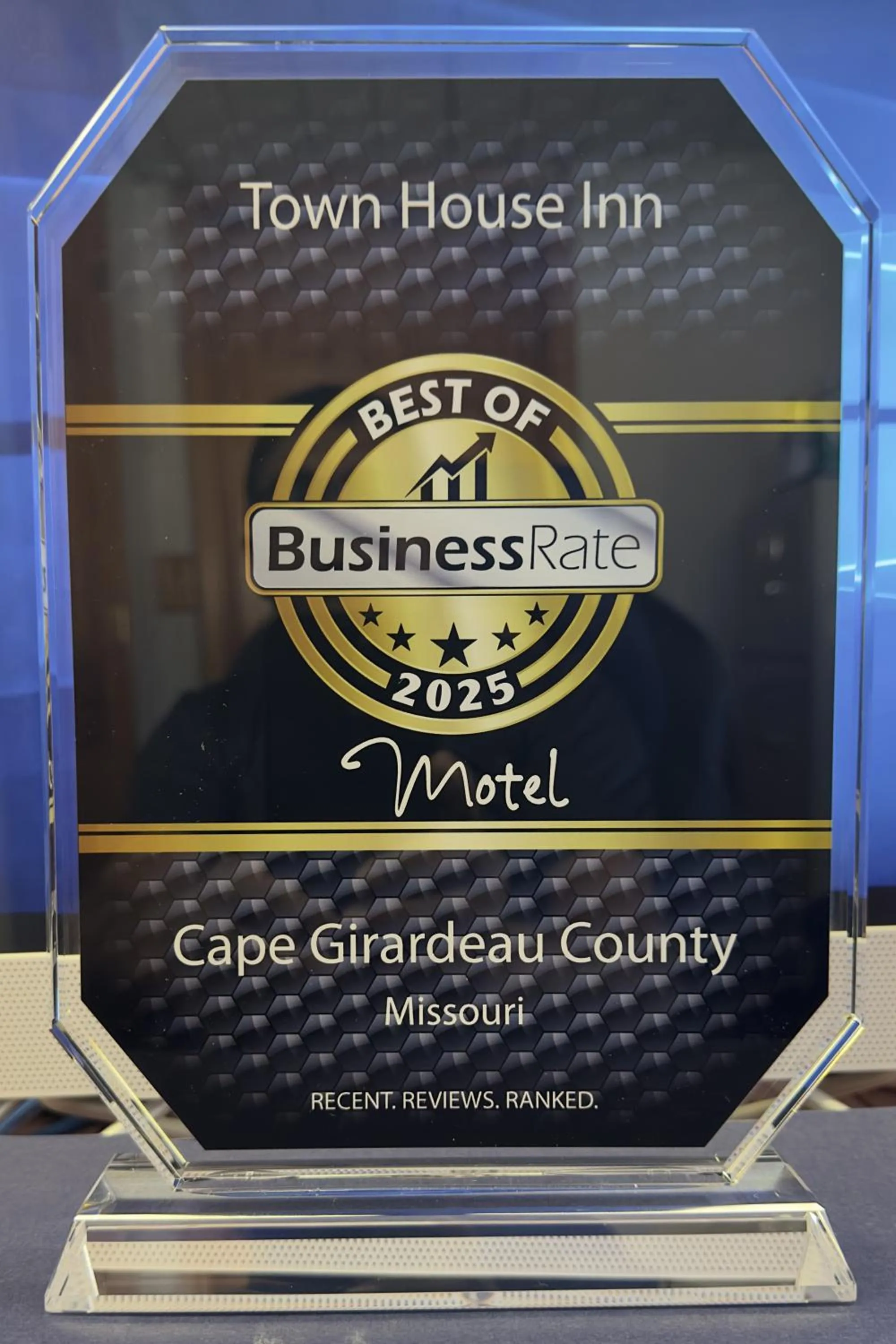 Logo/Certificate/Sign in Jackson Town House Inn