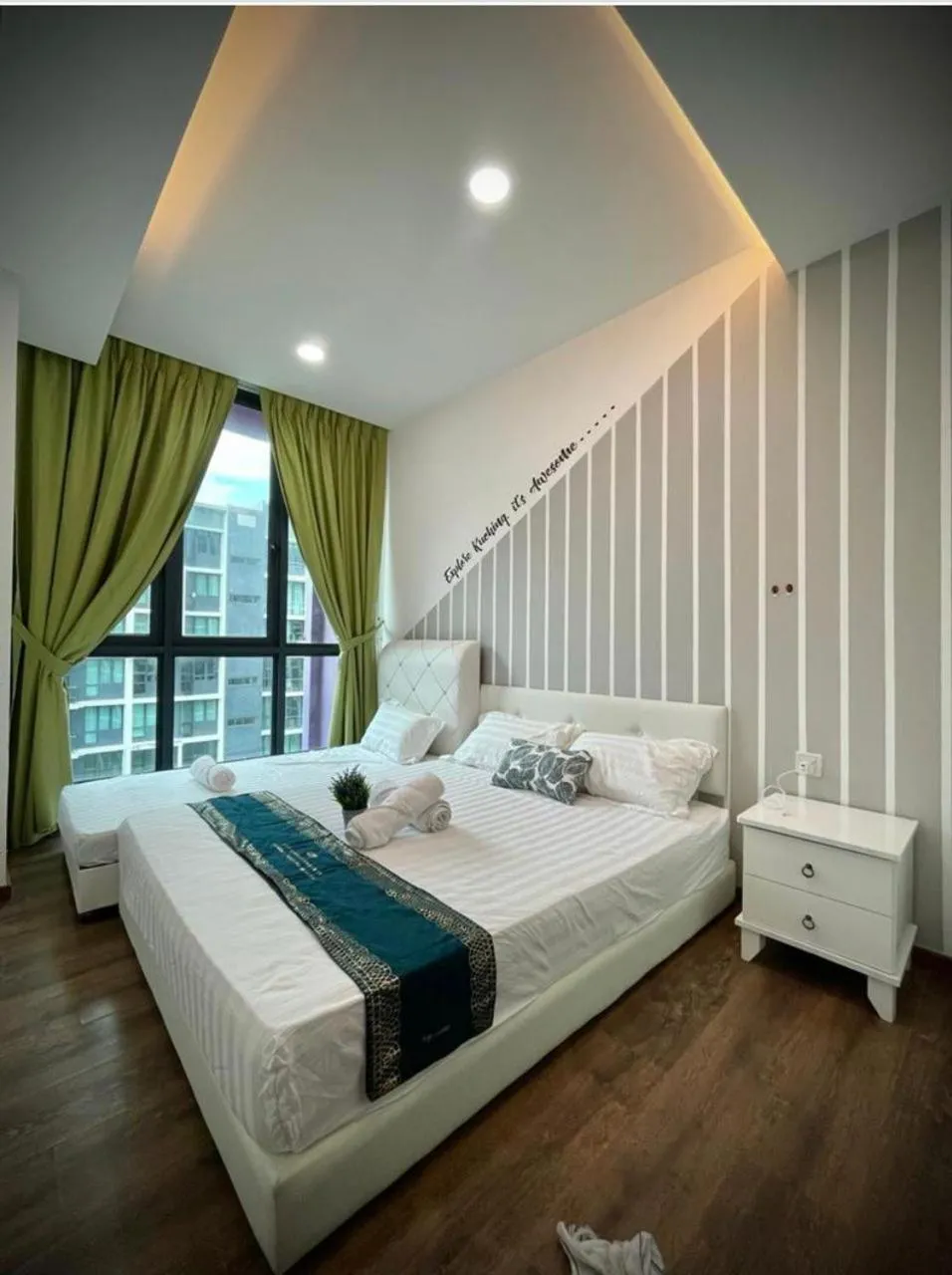 Bed in VIVACITY JAZZ 4 SUITES , 2-8PAx 2CARD LEVEL 12