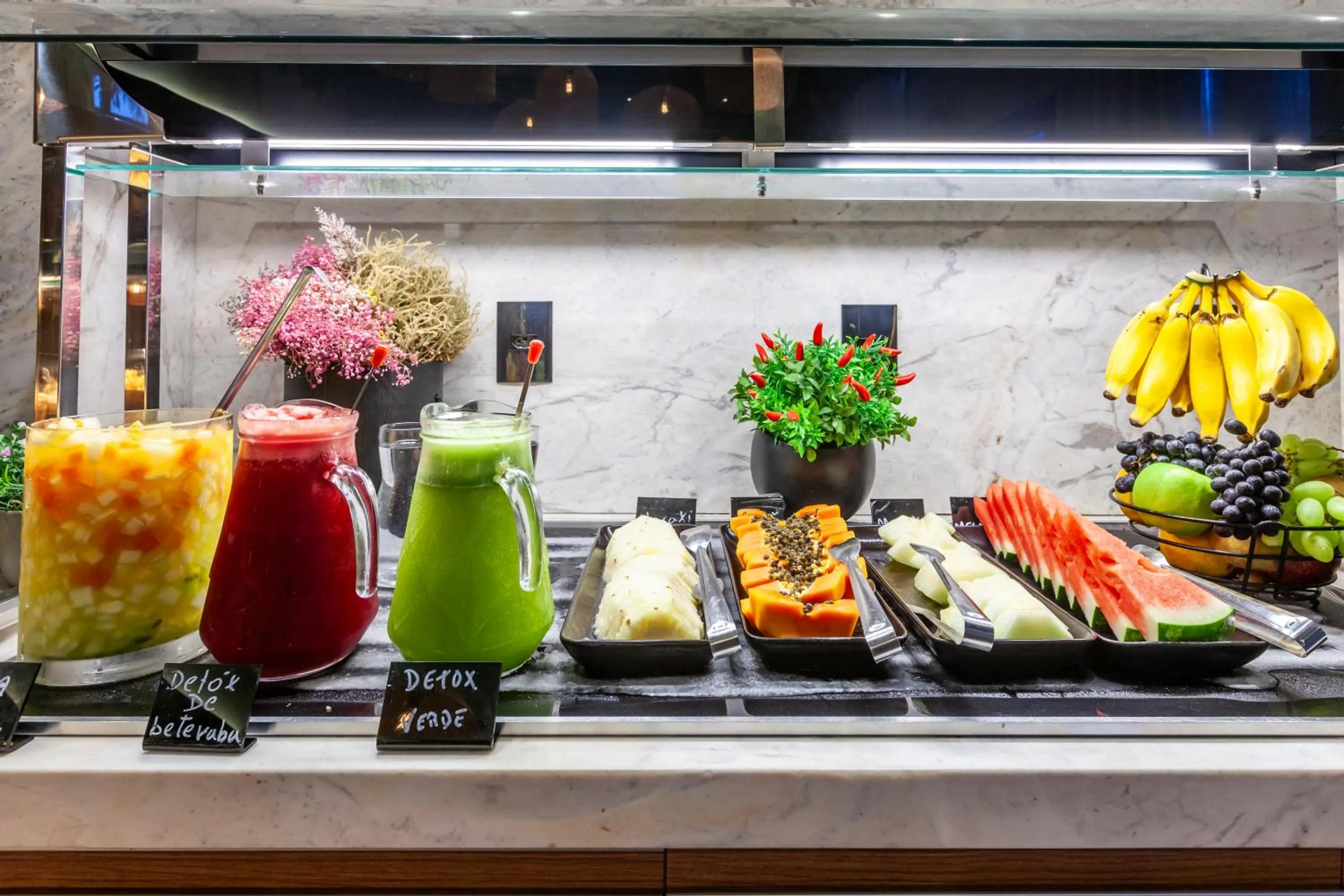 Breakfast in Intercity Itapema