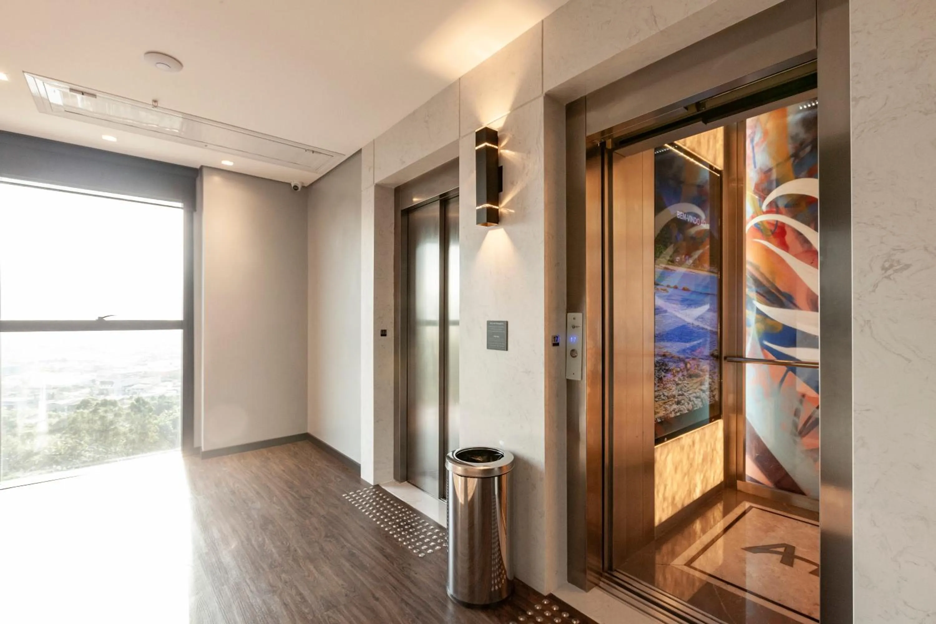 elevator in Intercity Itapema