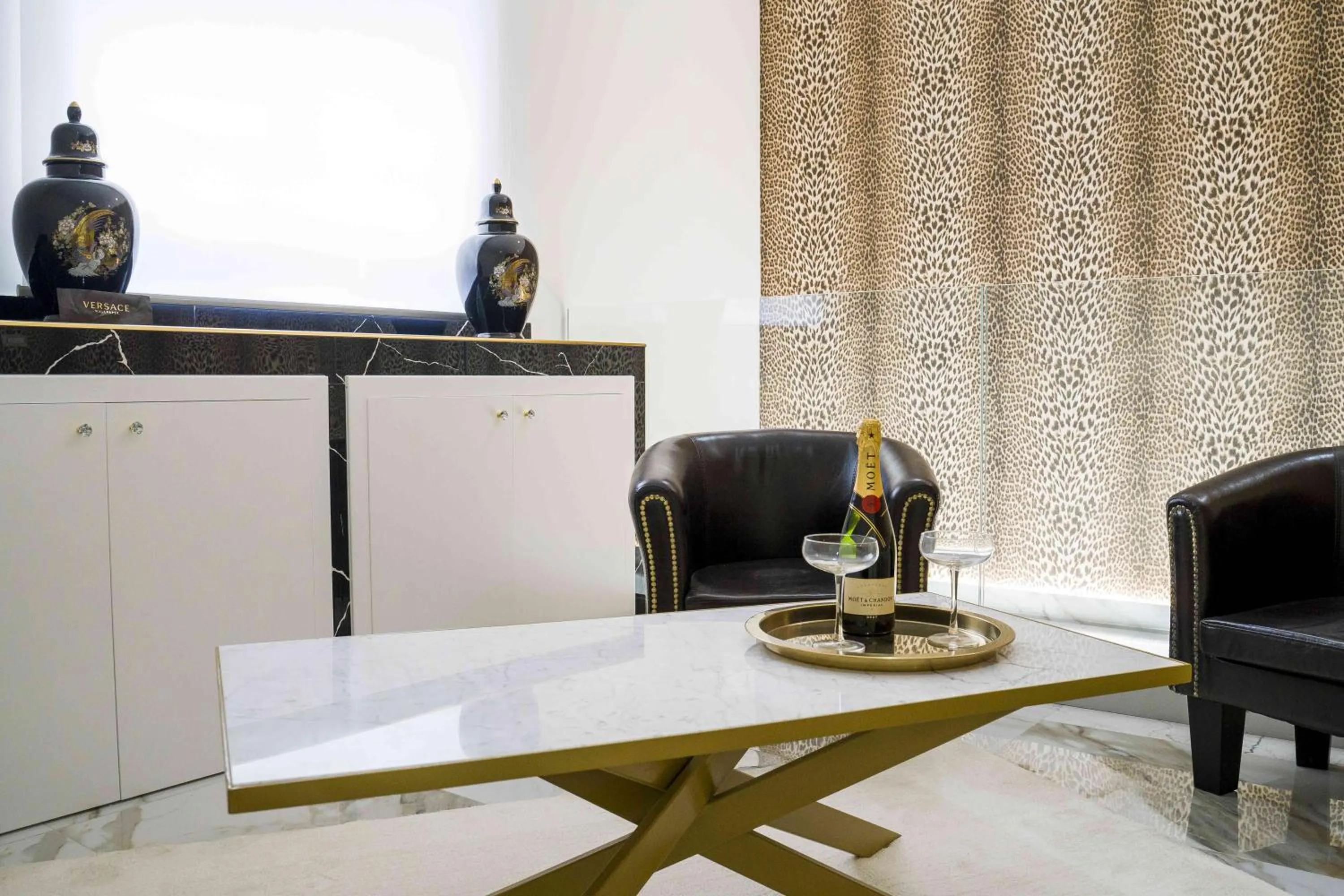 Living room, Seating Area in EF LUXURY LIVING RESORT AND SPA