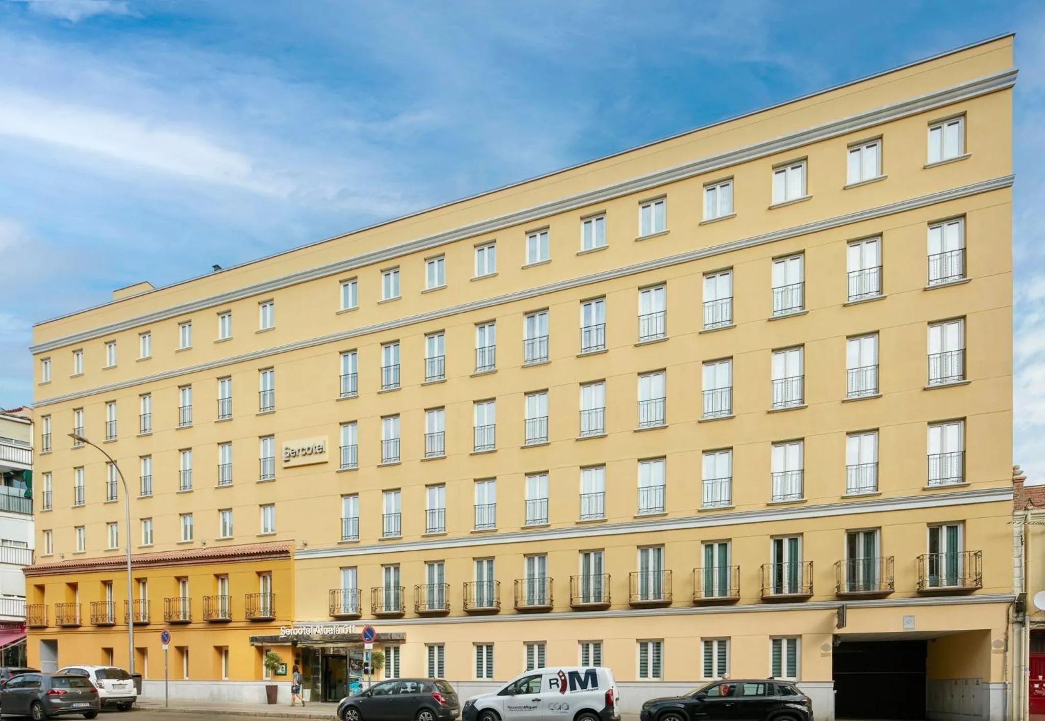 Facade/entrance in Sercotel Alcalá 611