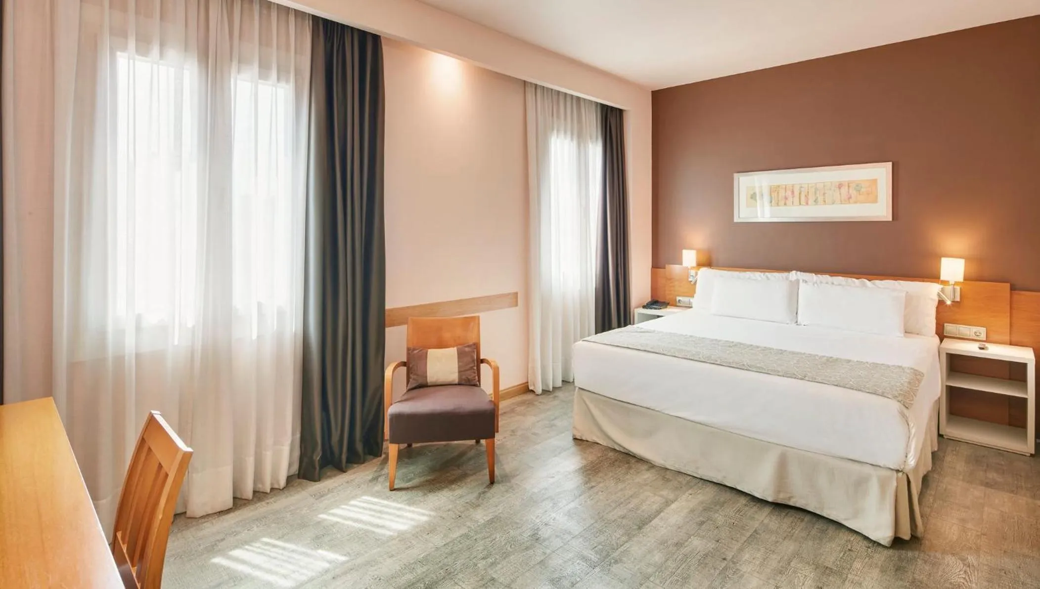 Photo of the whole room, Bed in Sercotel Alcalá 611