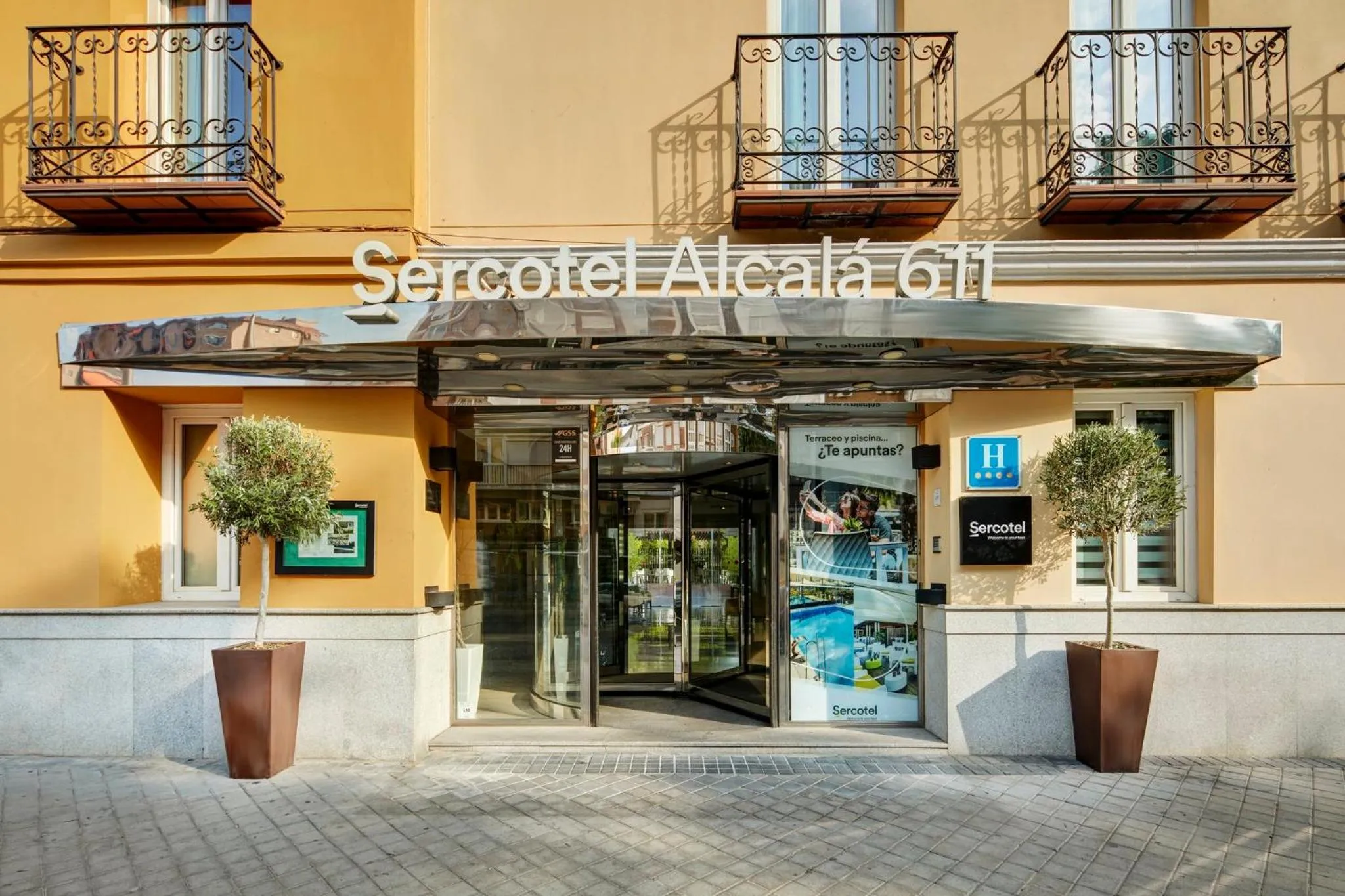 Facade/entrance in Sercotel Alcalá 611
