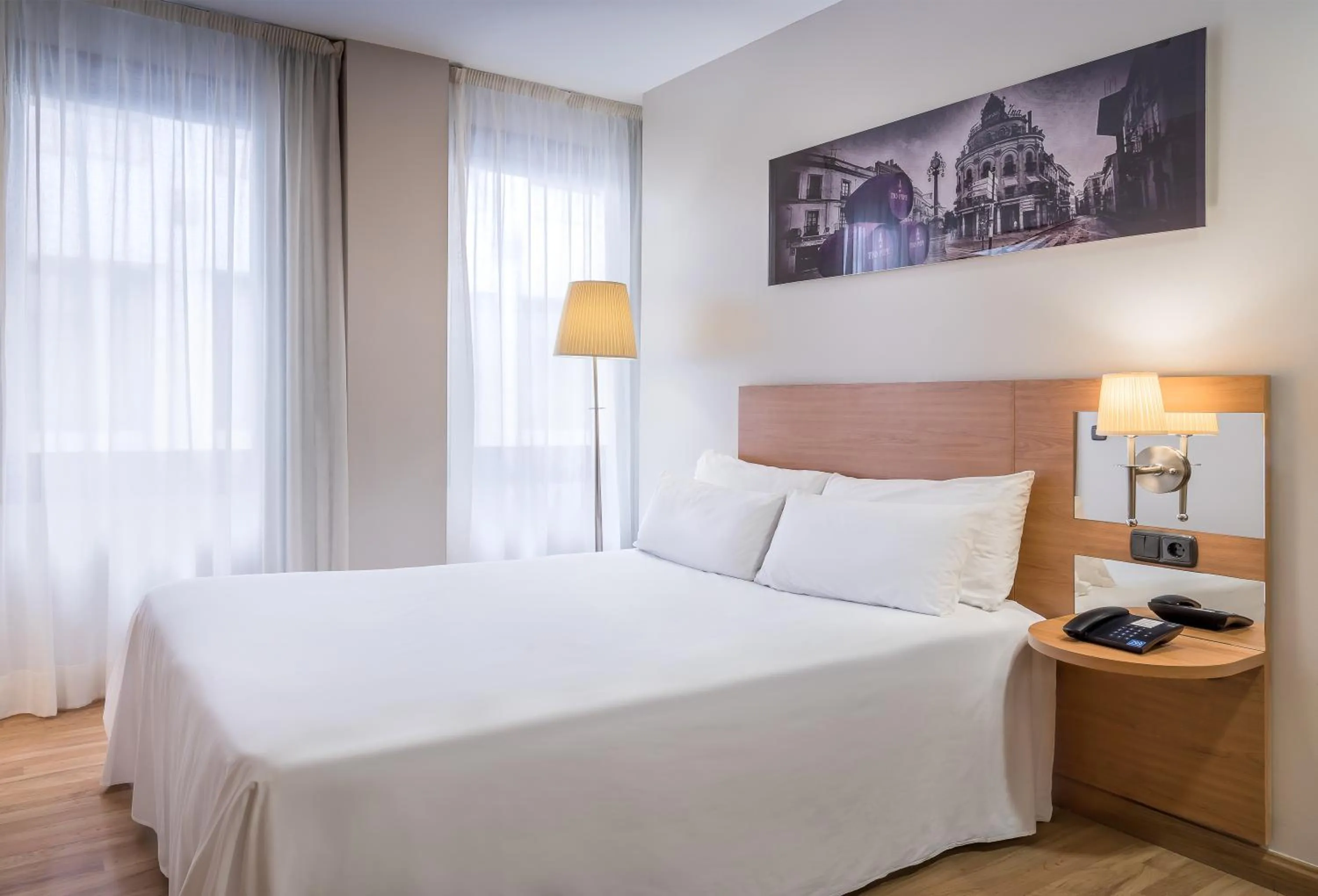 Bed in Hotel Jerez Centro