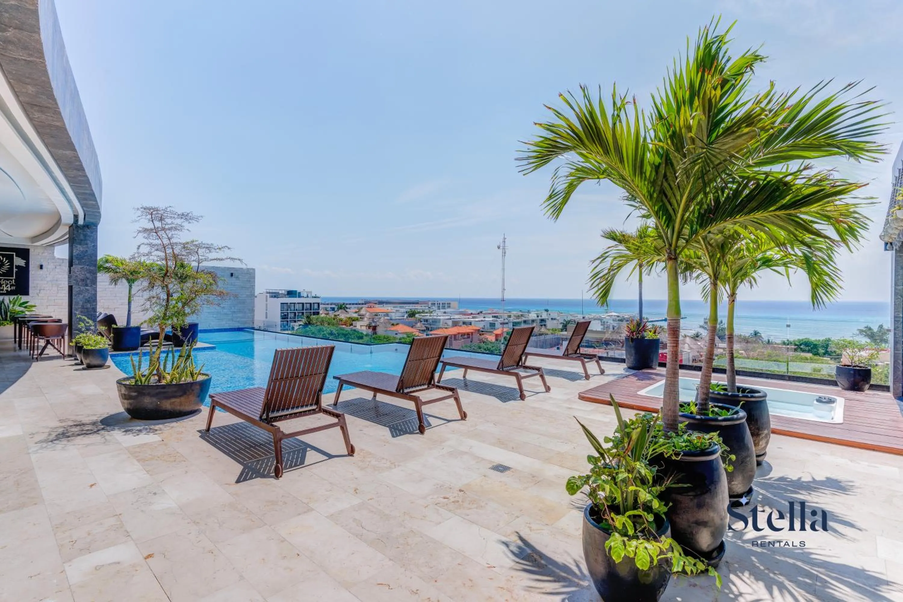 Pool view in Oceanview Infinity Pool, Steps to 5th Ave & Beach