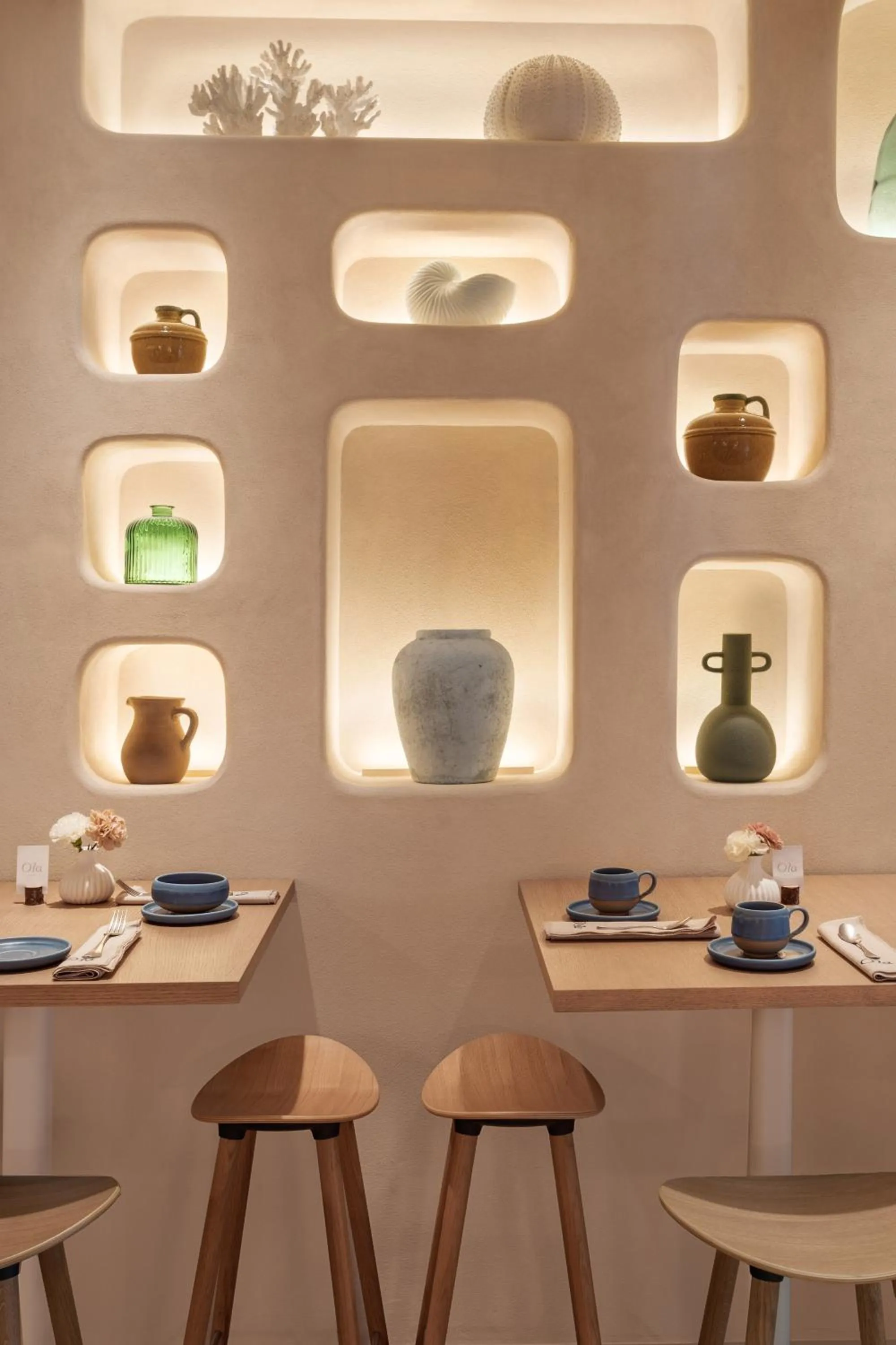 Restaurant/places to eat in Meliá Granada