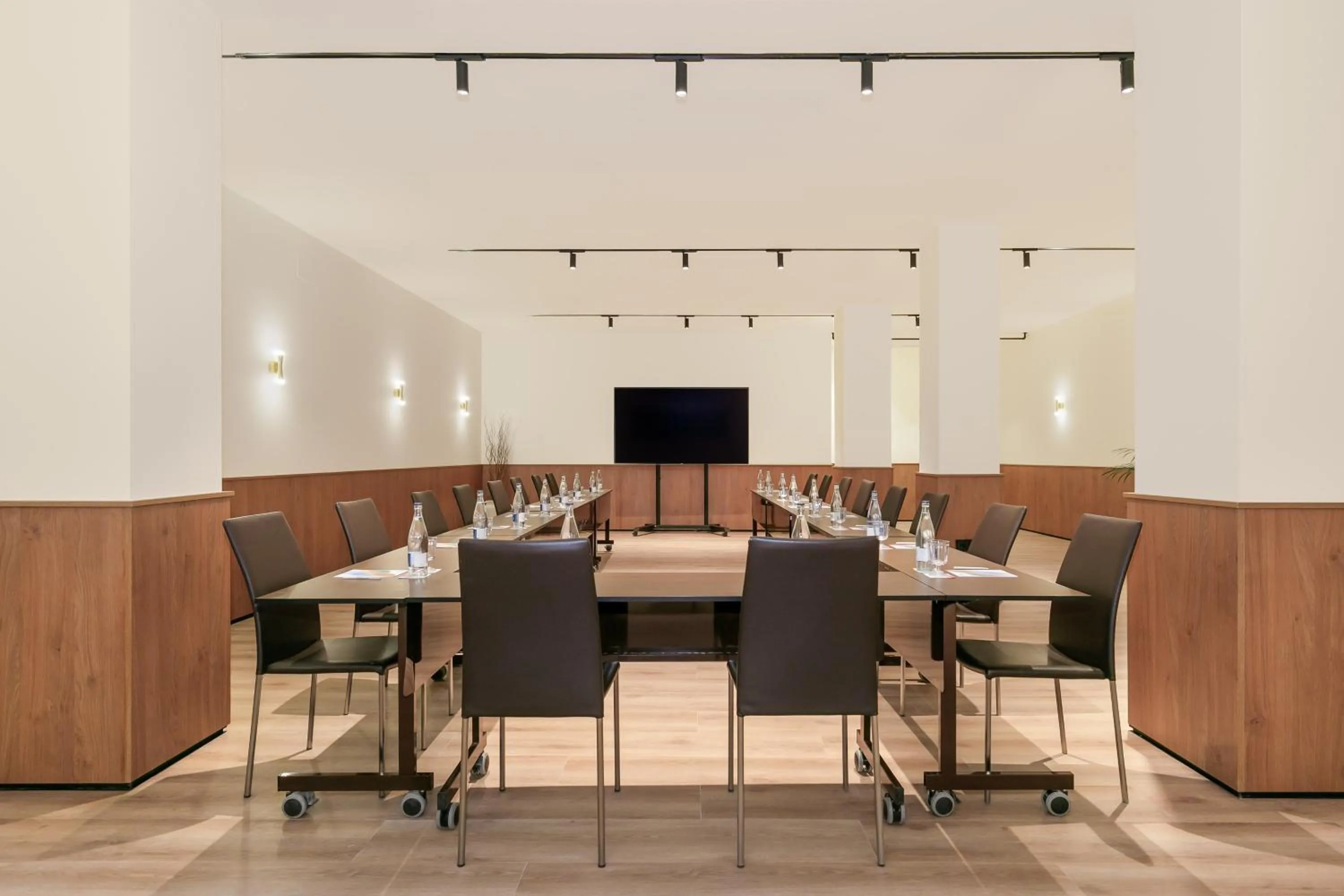 Meeting/conference room in Meliá Granada