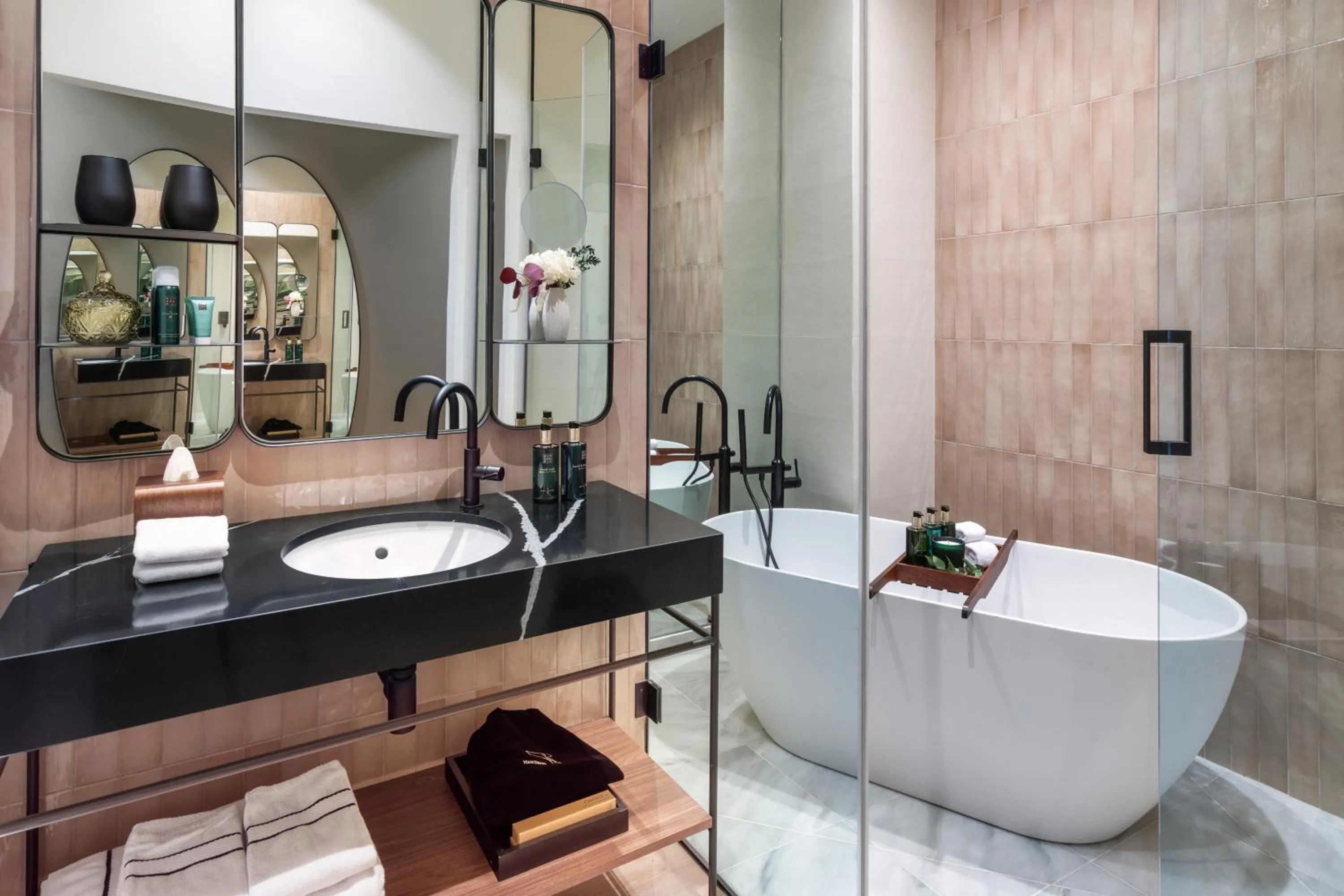 Bathroom in Meliá Granada