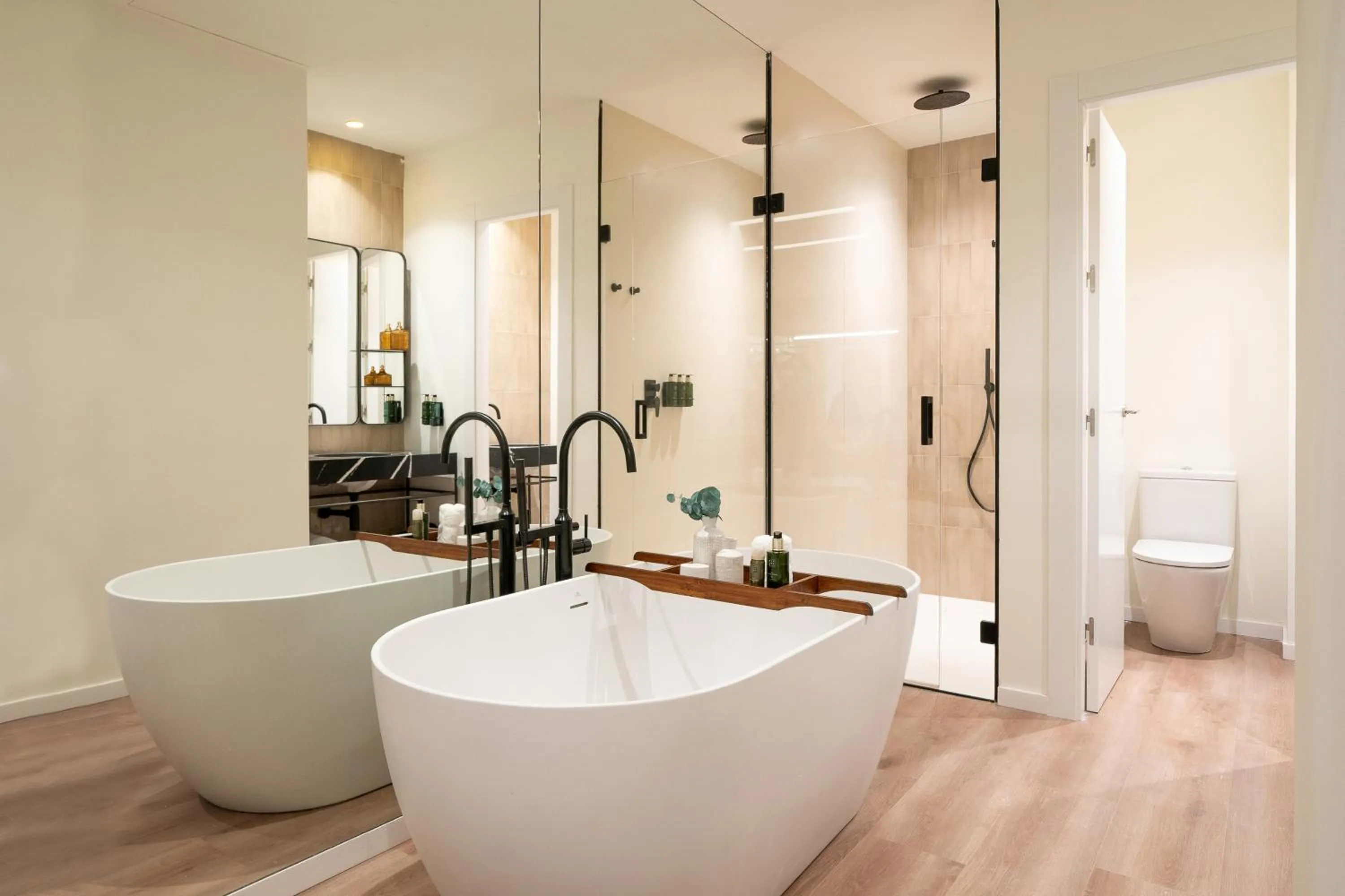 Toilet in Meliá Granada