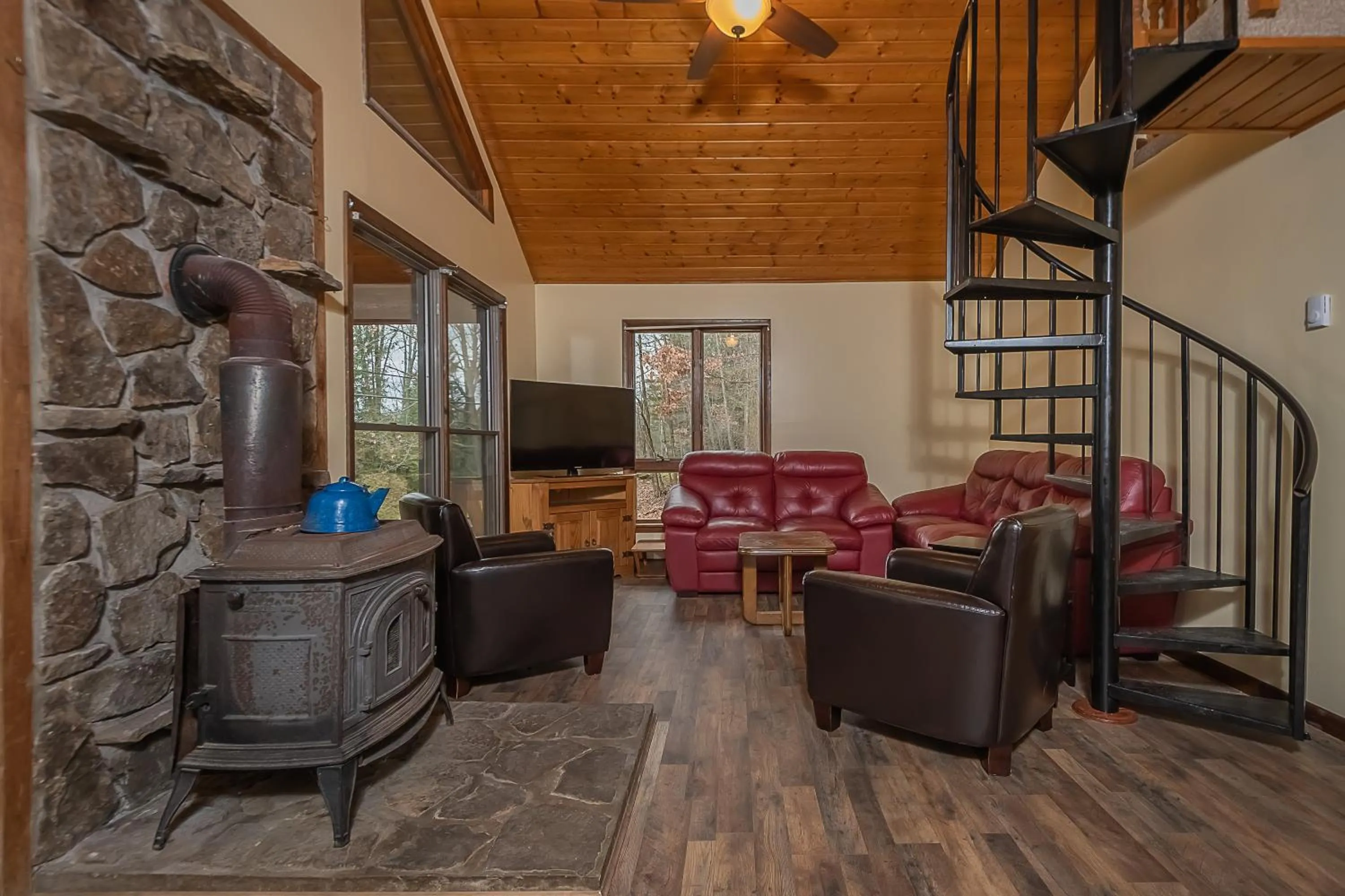 Property building in Fawn View Cabin
