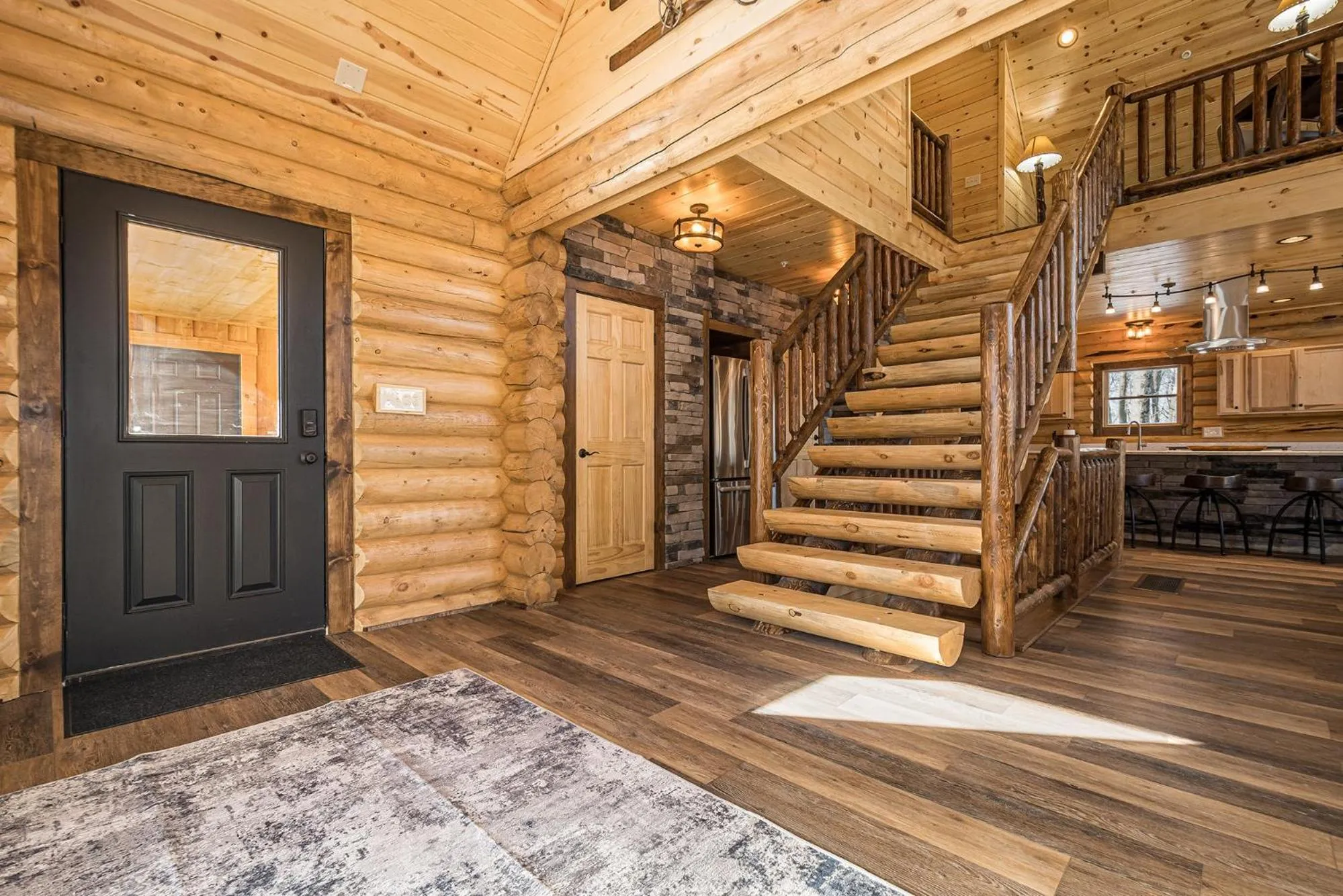 Property building in Honey Bear Hideaway