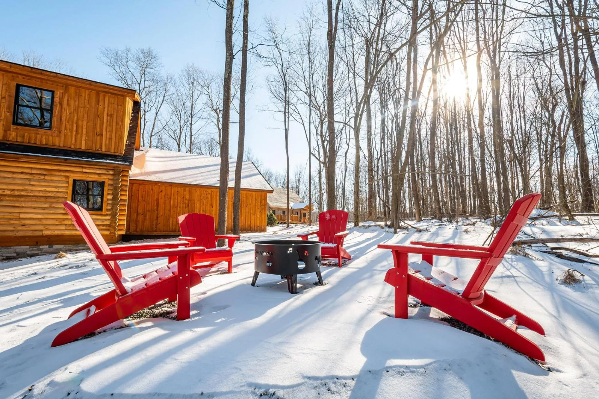 Property building in Honey Bear Hideaway