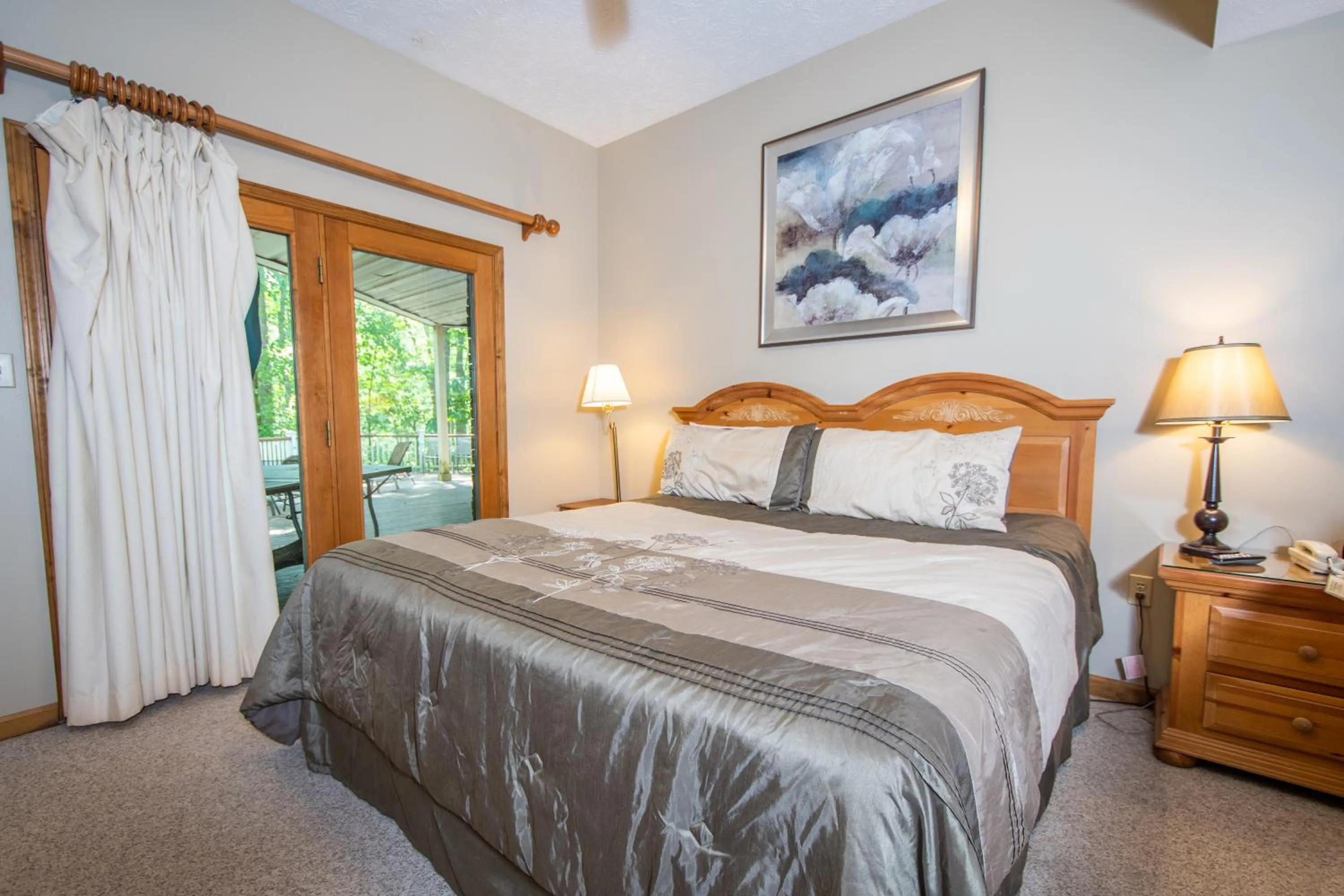 Bed in Lake Dreaming