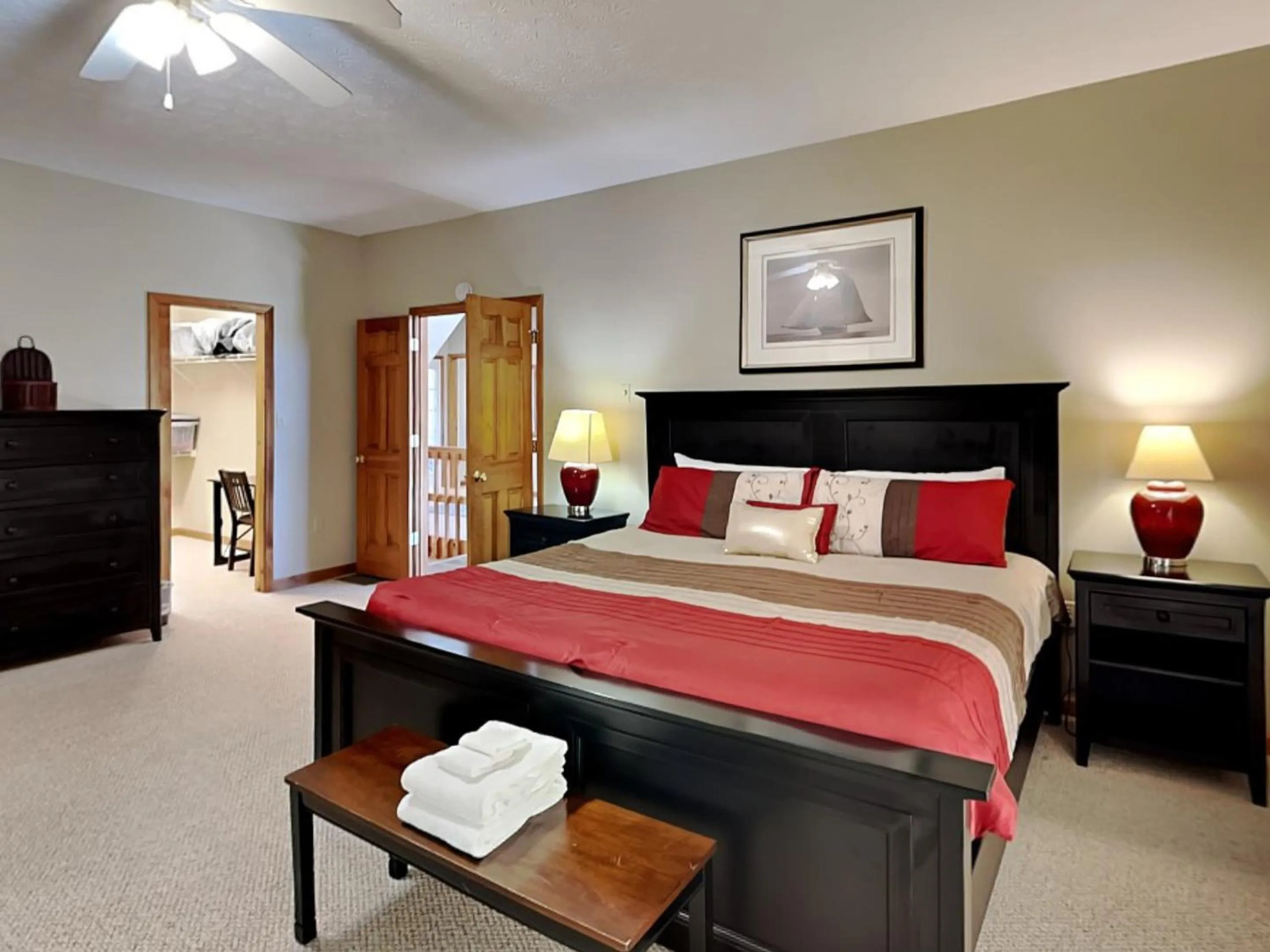 Bed in Lake Dreaming