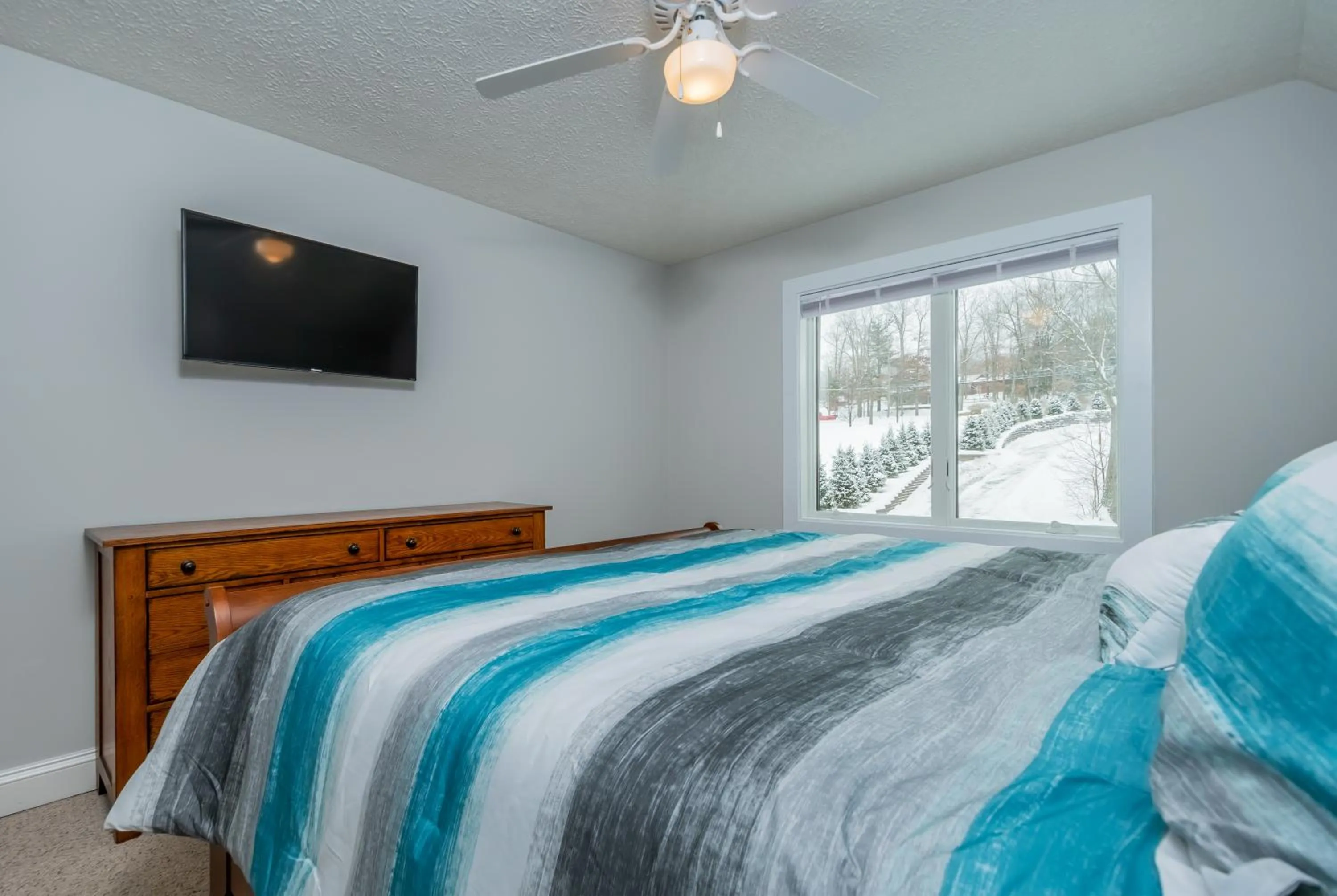 Property building, Bed in Leap Away