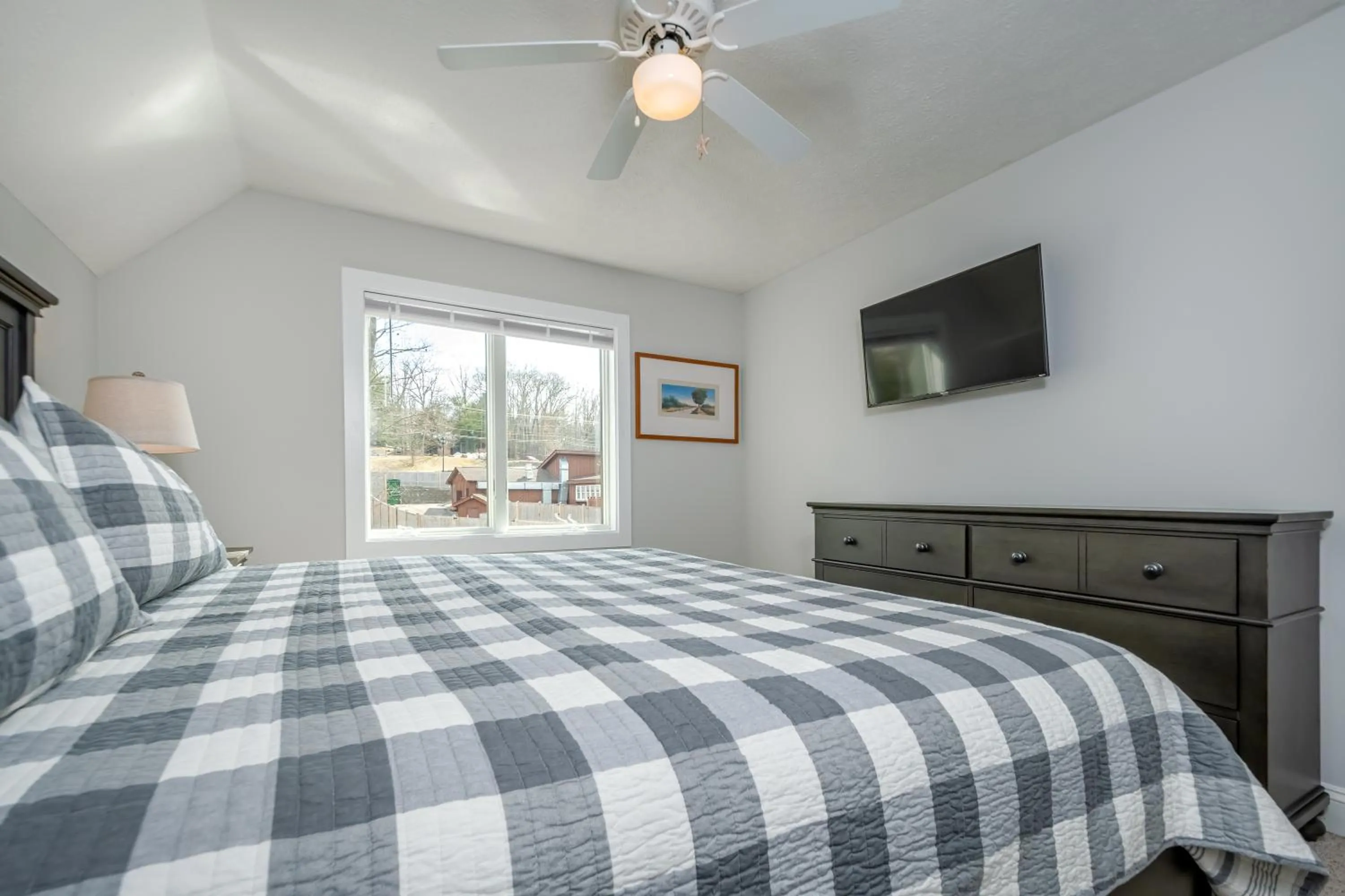 Property building, Bed in Leap Away