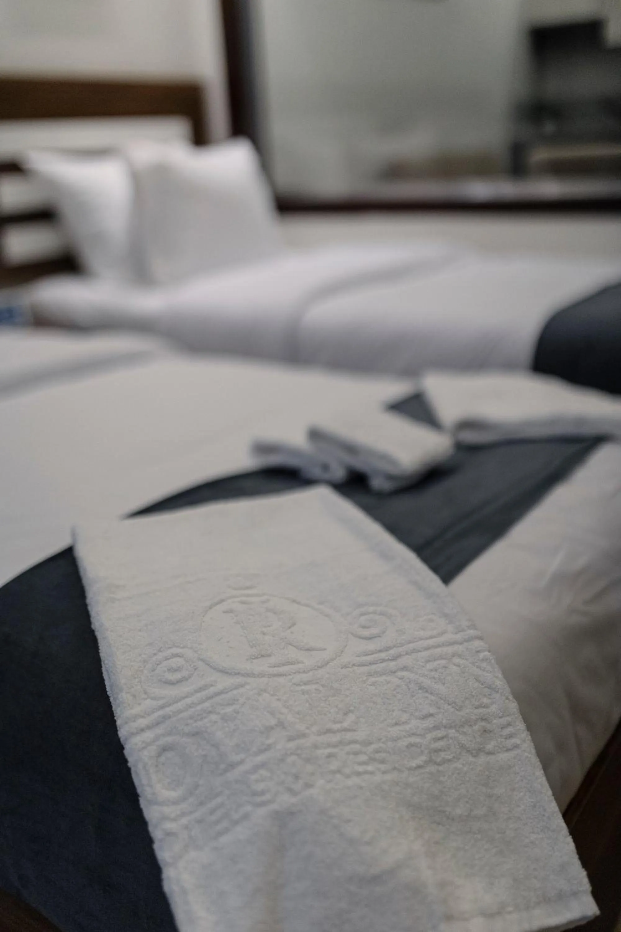 towels, Bed in Royal Inn Residence New Cairo