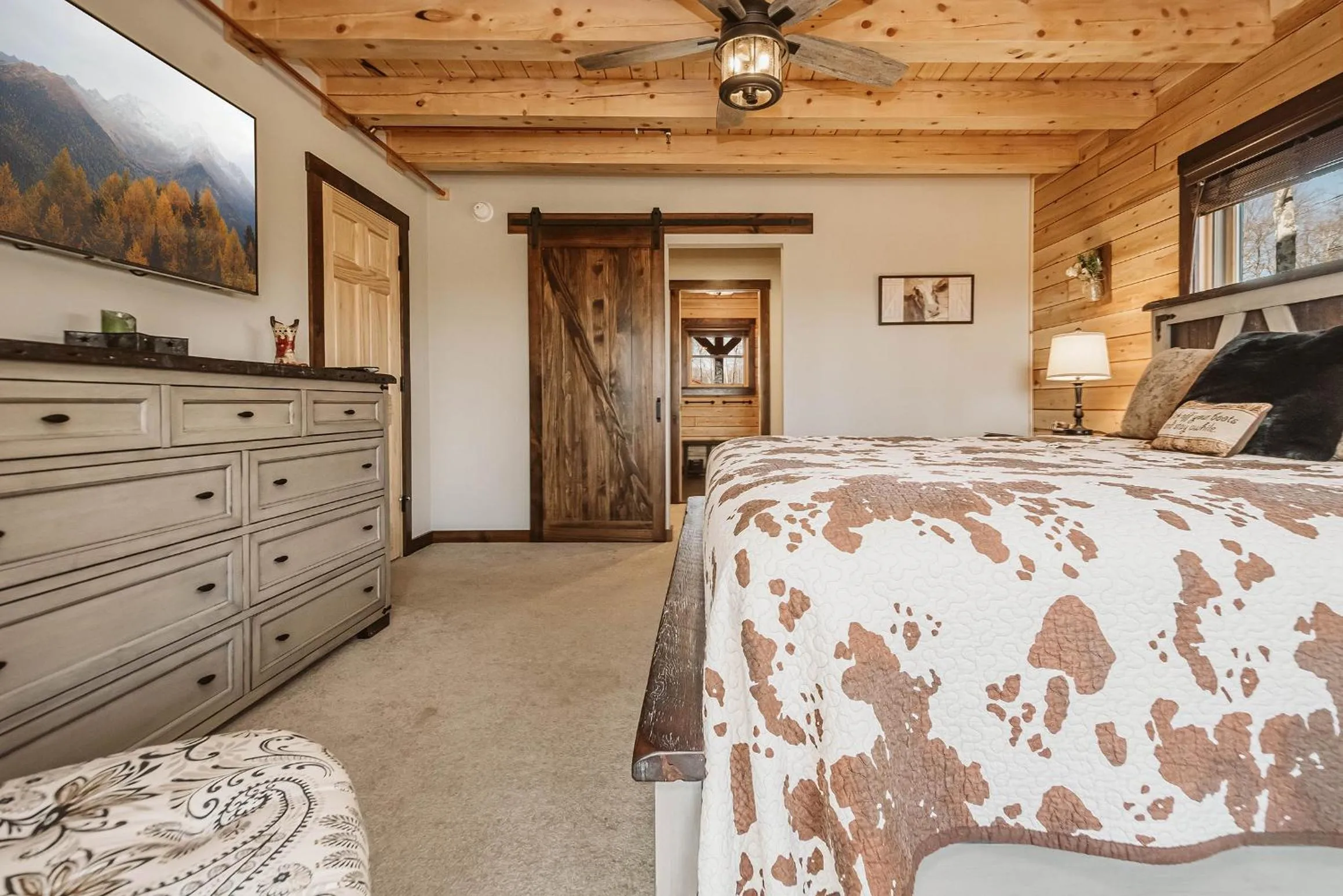 Property building, Bed in A Lil Slice of Heaven