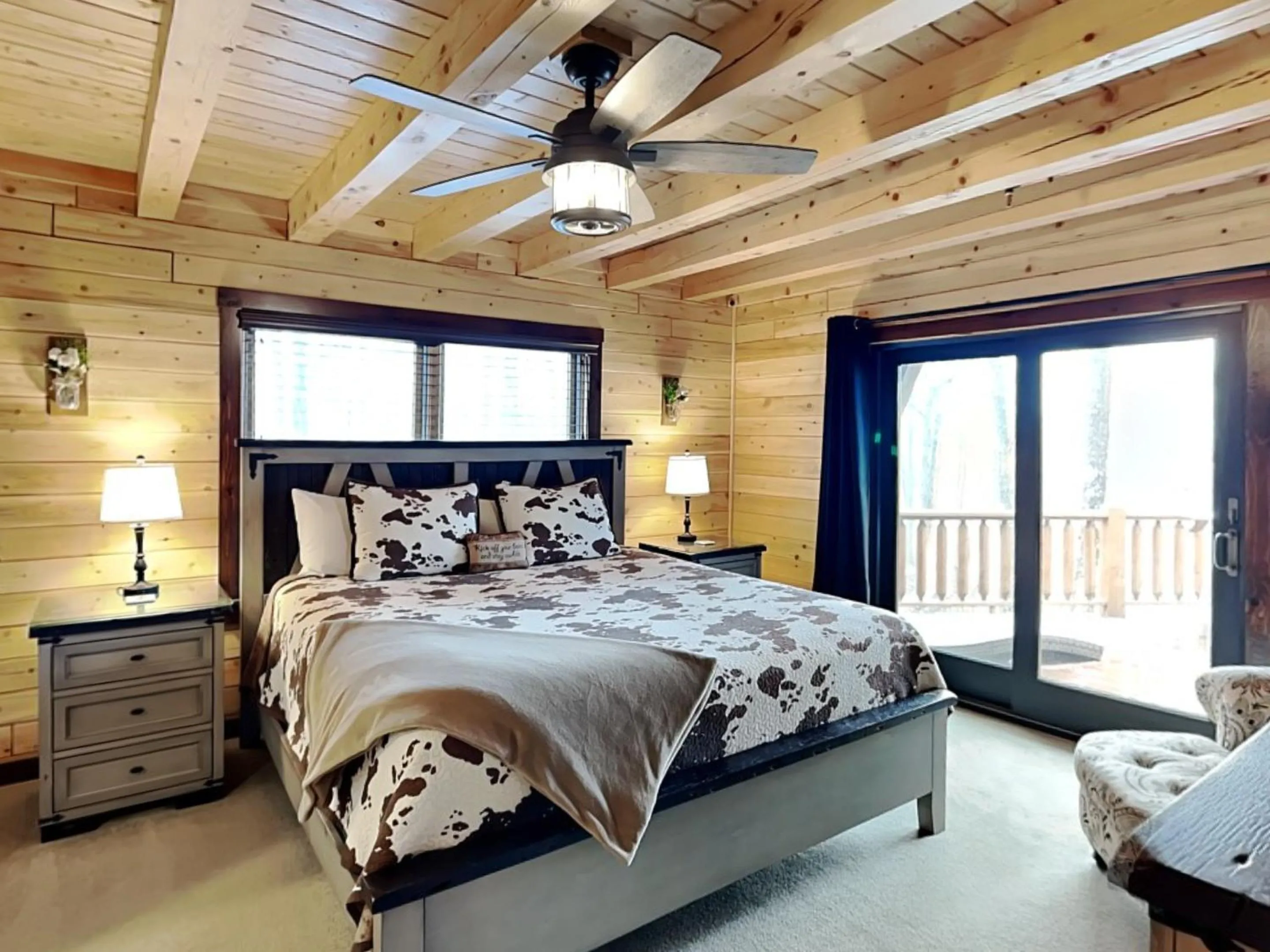 Bed in A Lil Slice of Heaven
