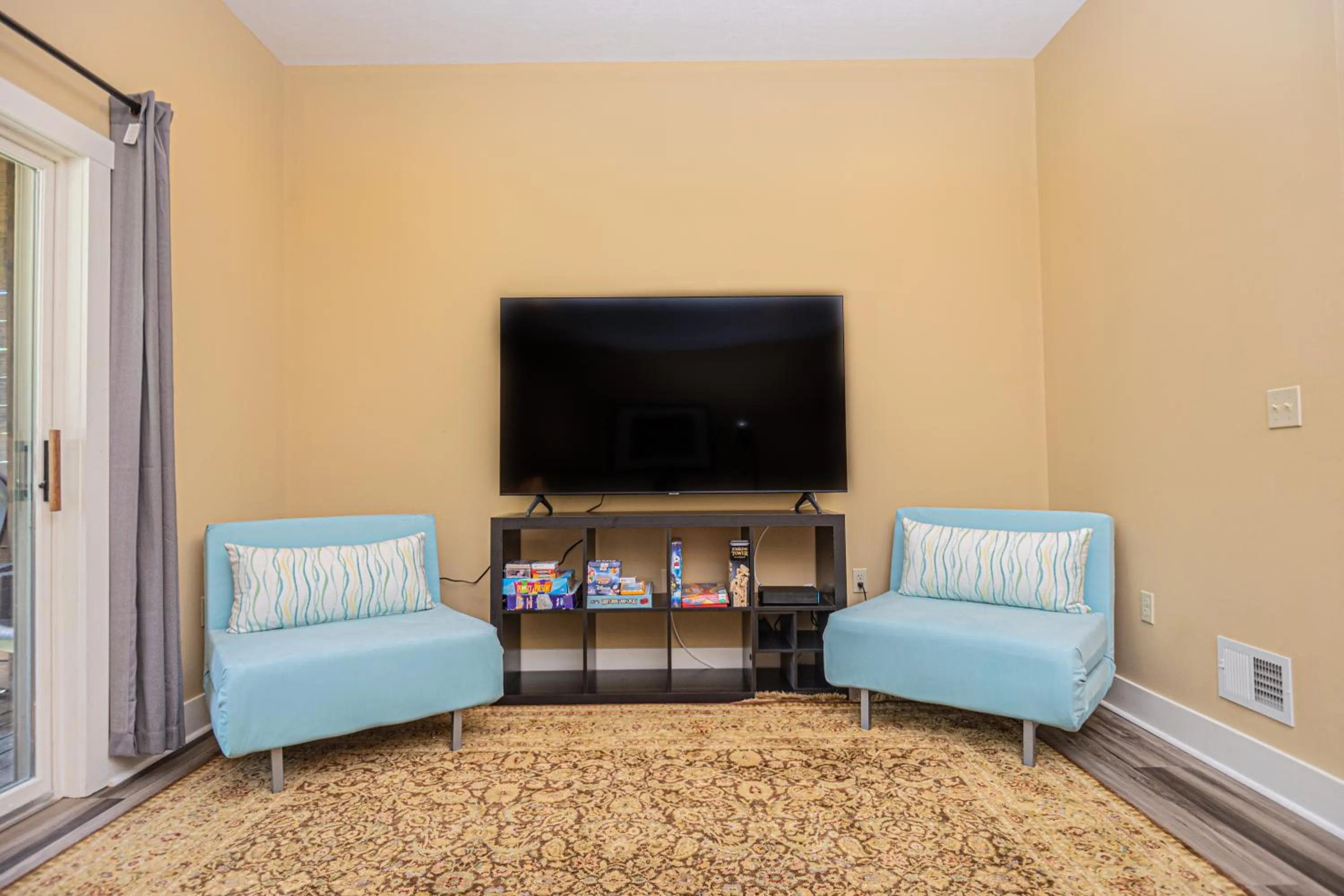 Property building in Live a Little