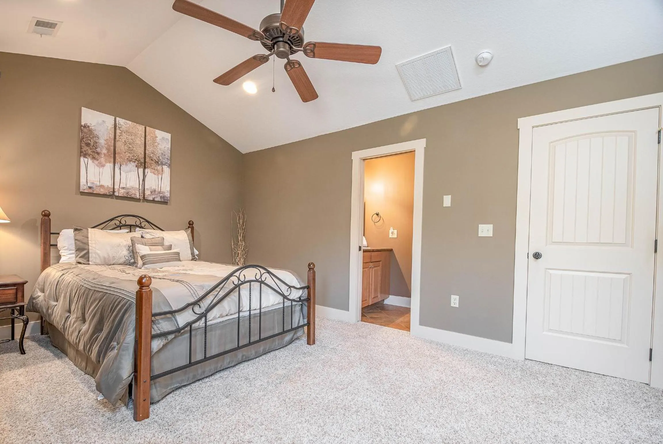 Bed in Mystic Memories
