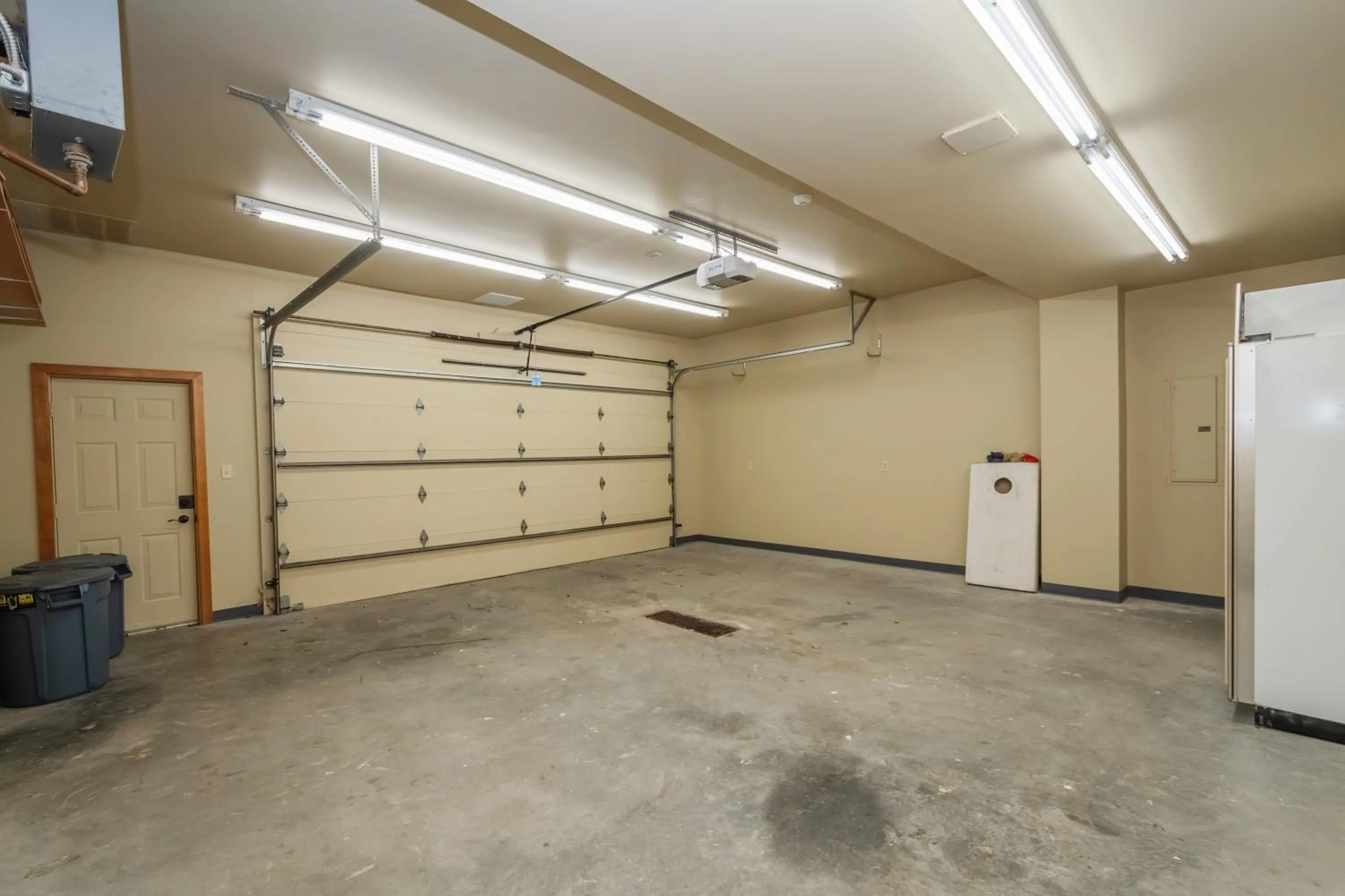 Property building in Valhalla