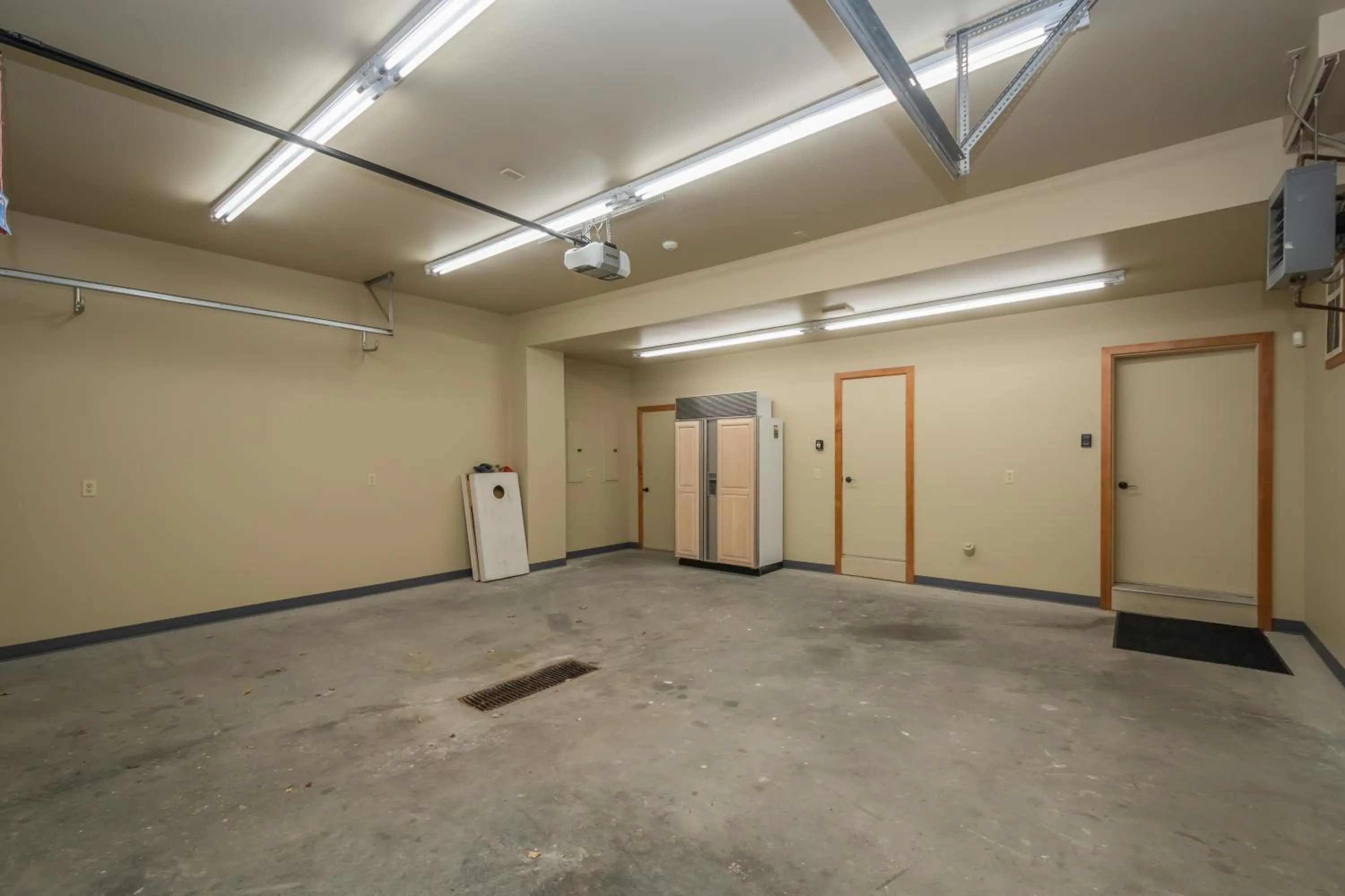 Property building in Valhalla