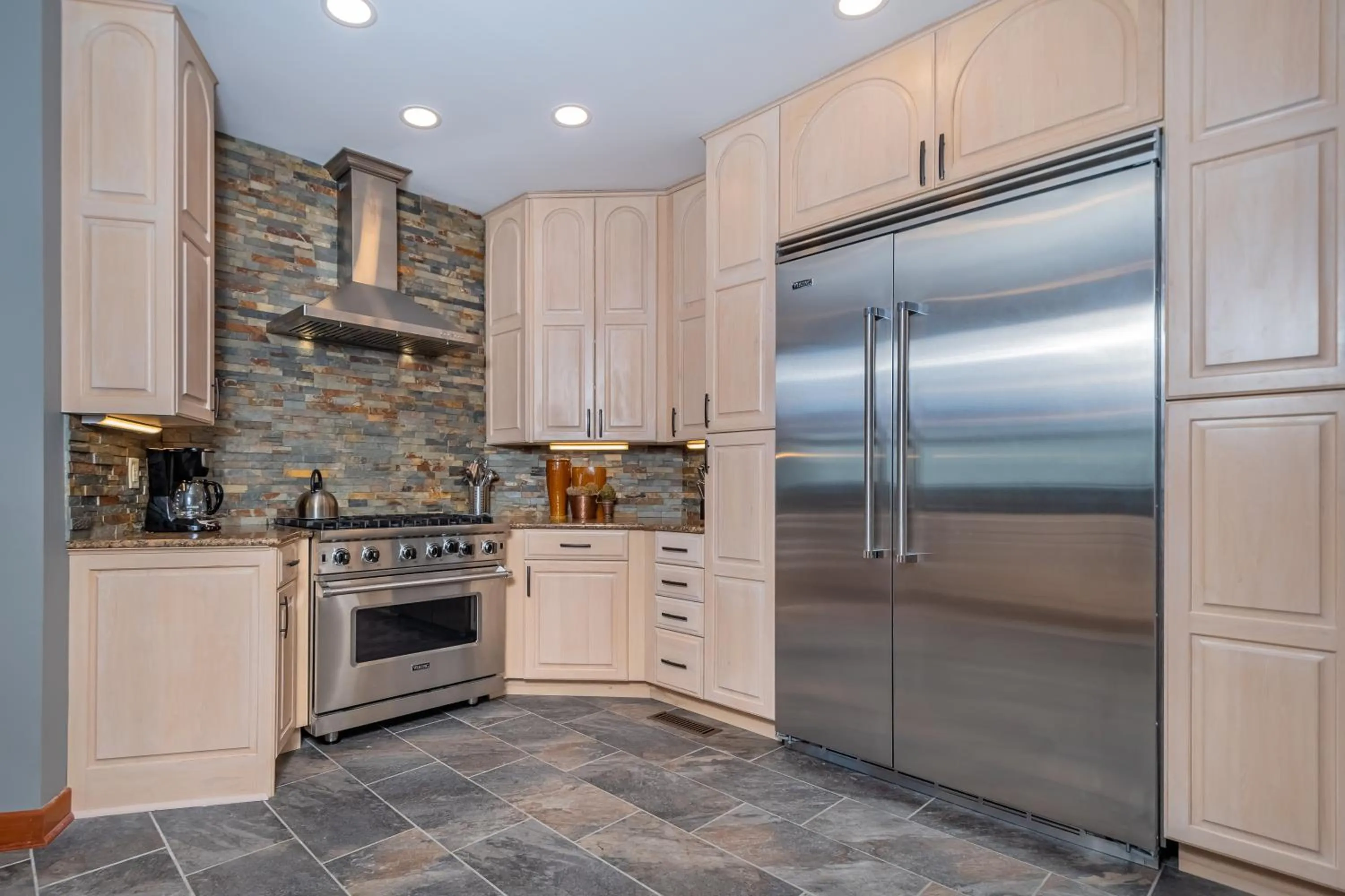 Property building in Valhalla