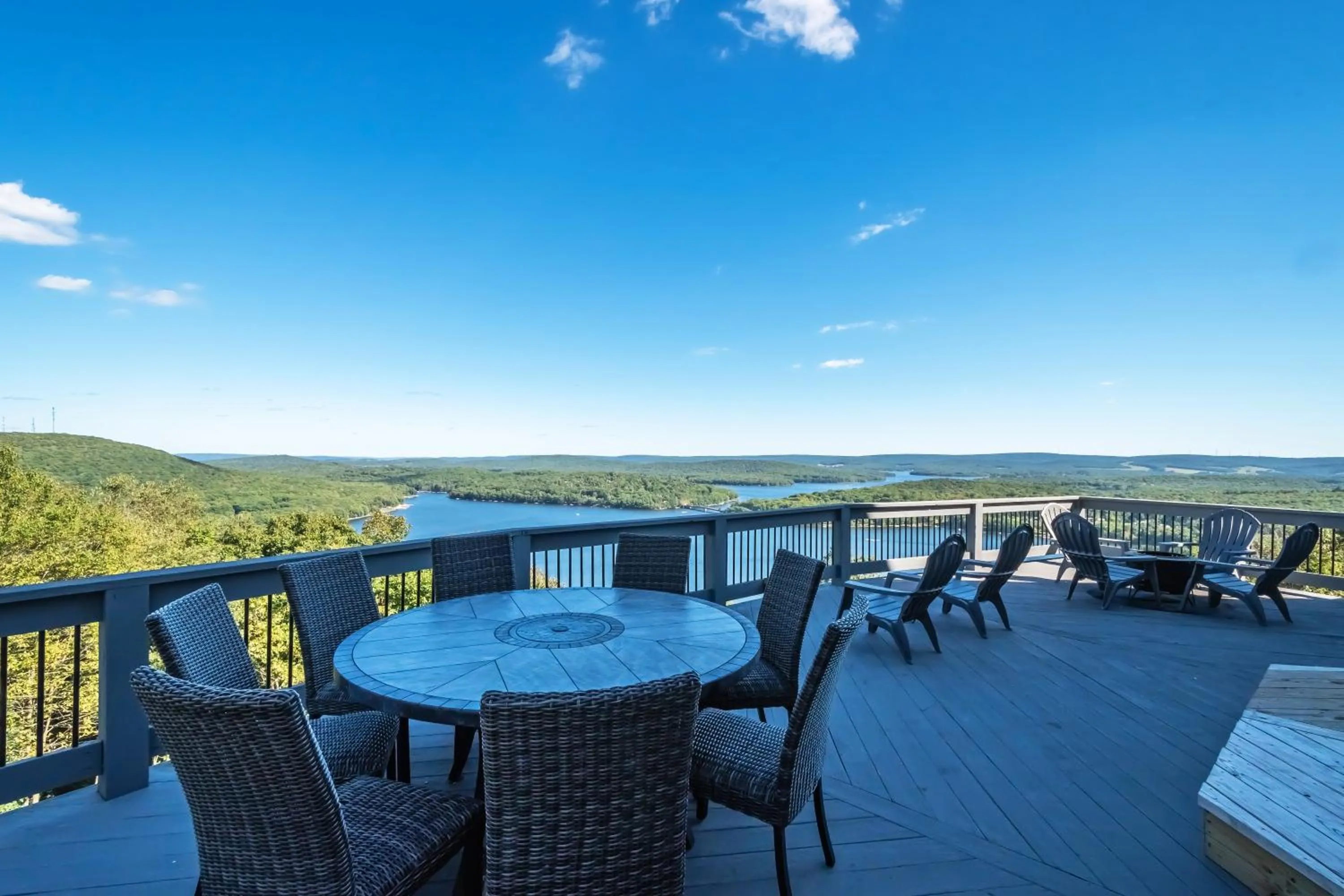 Property building in Valhalla