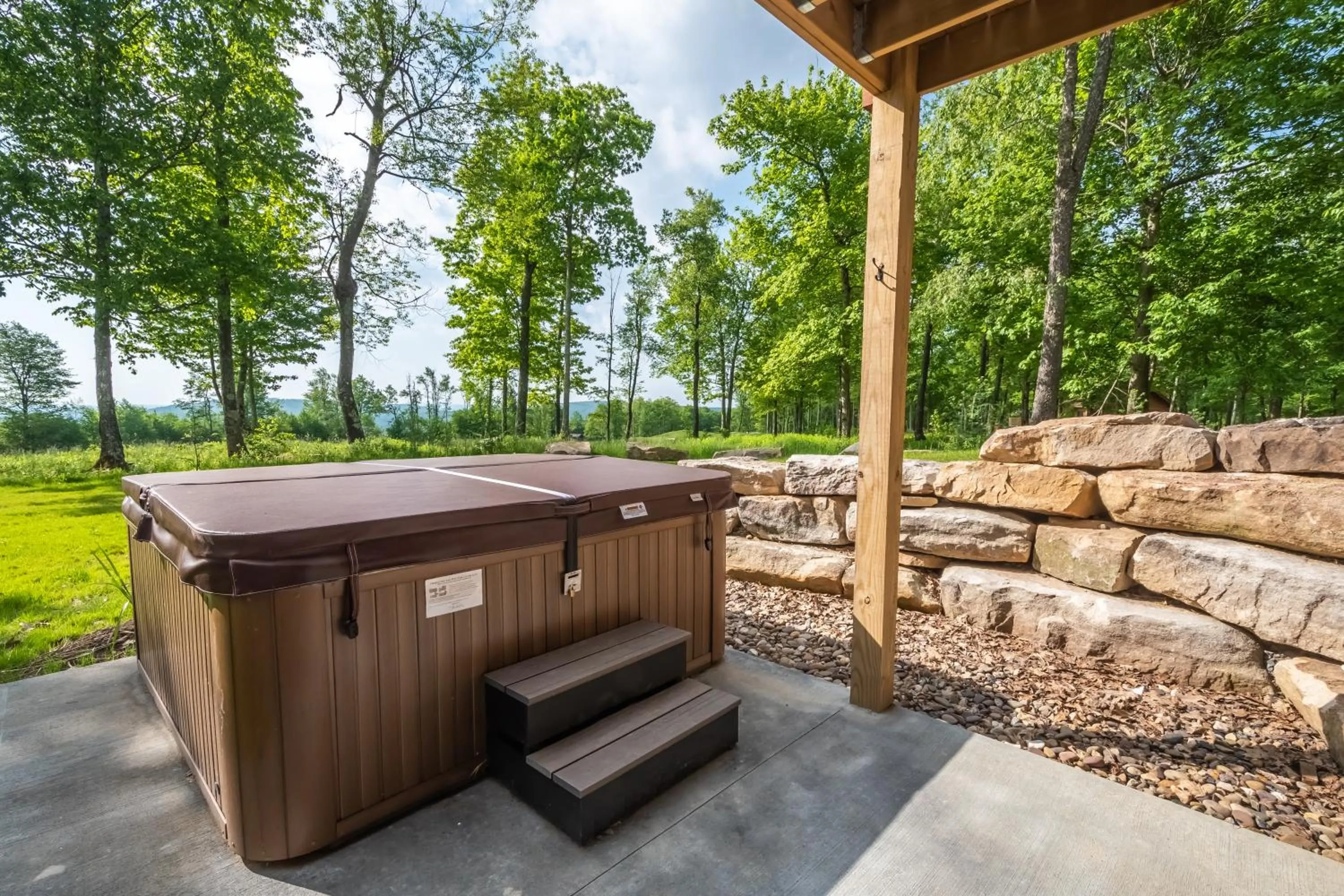 Property building in Water & Mountain Retreat