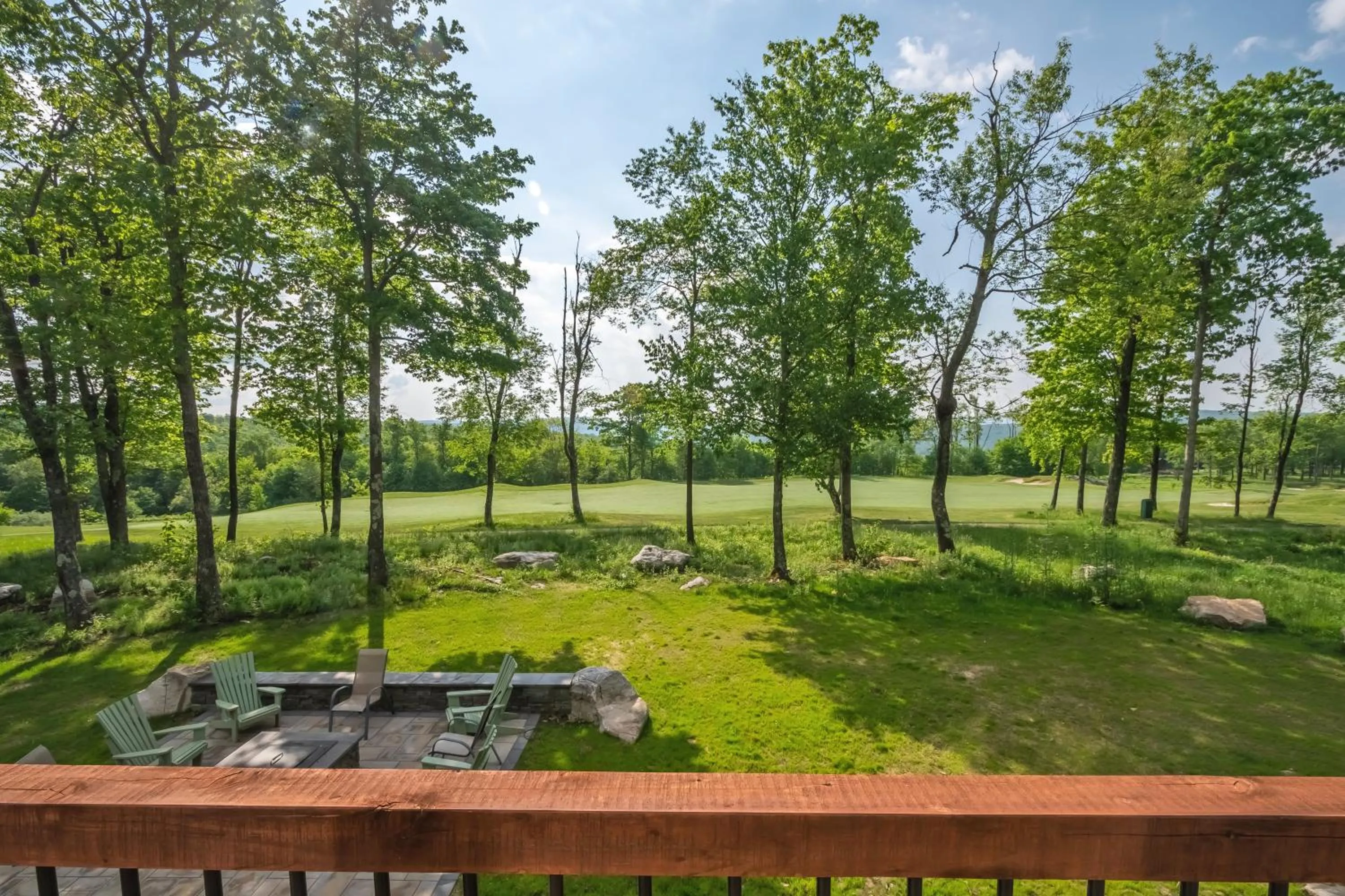 Property building in Water & Mountain Retreat