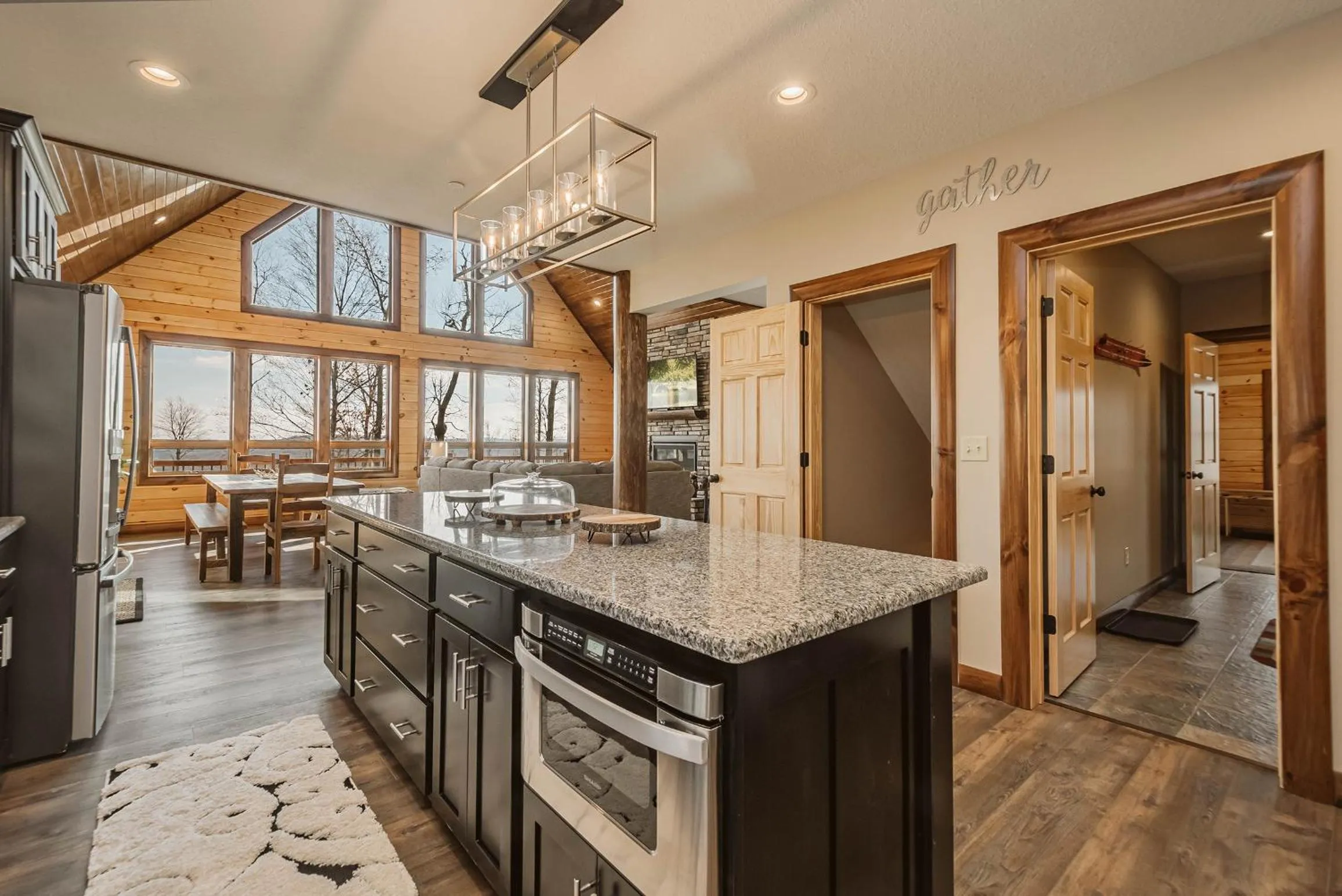 Property building in Water & Mountain Retreat