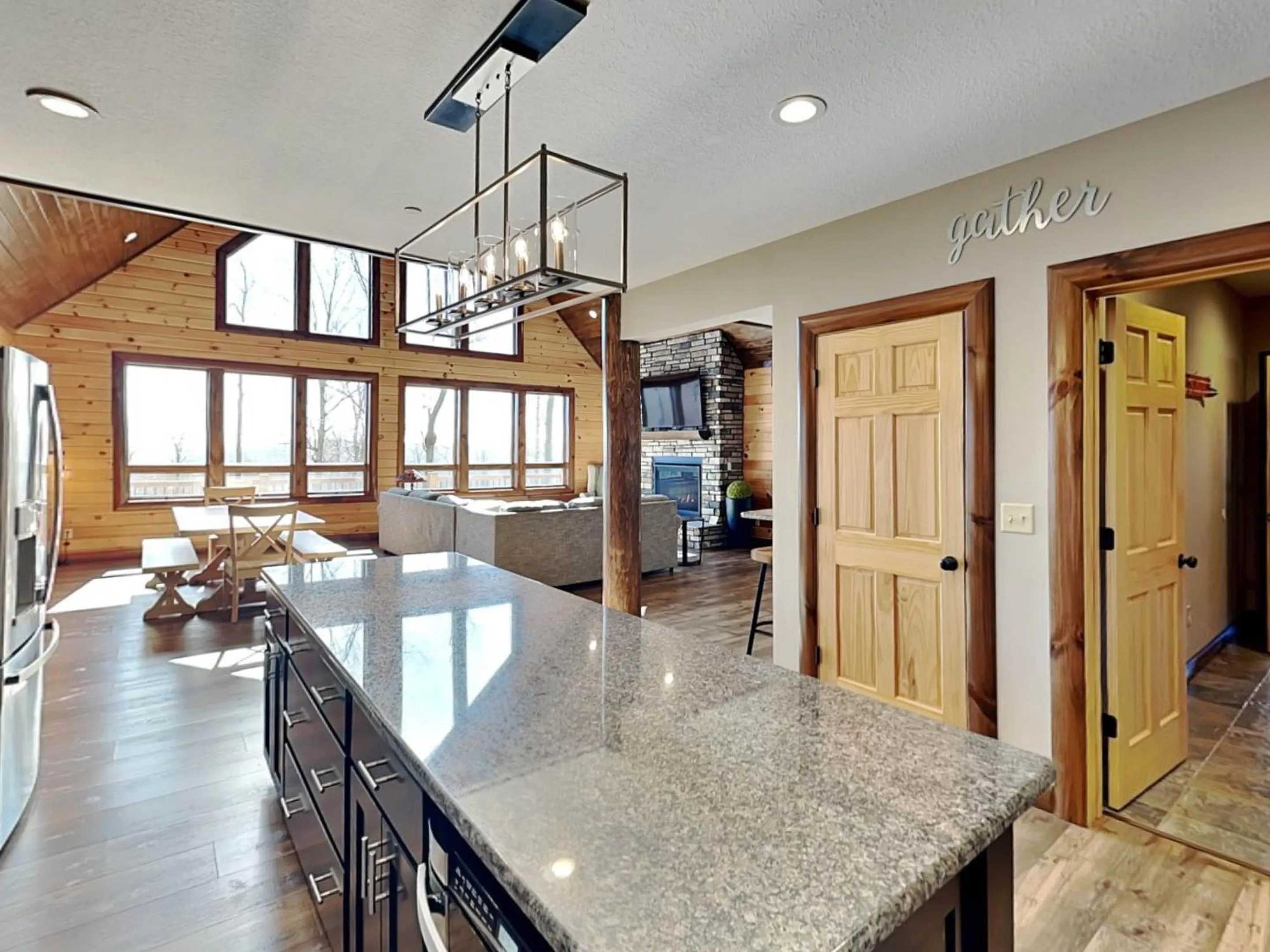 Water & Mountain Retreat