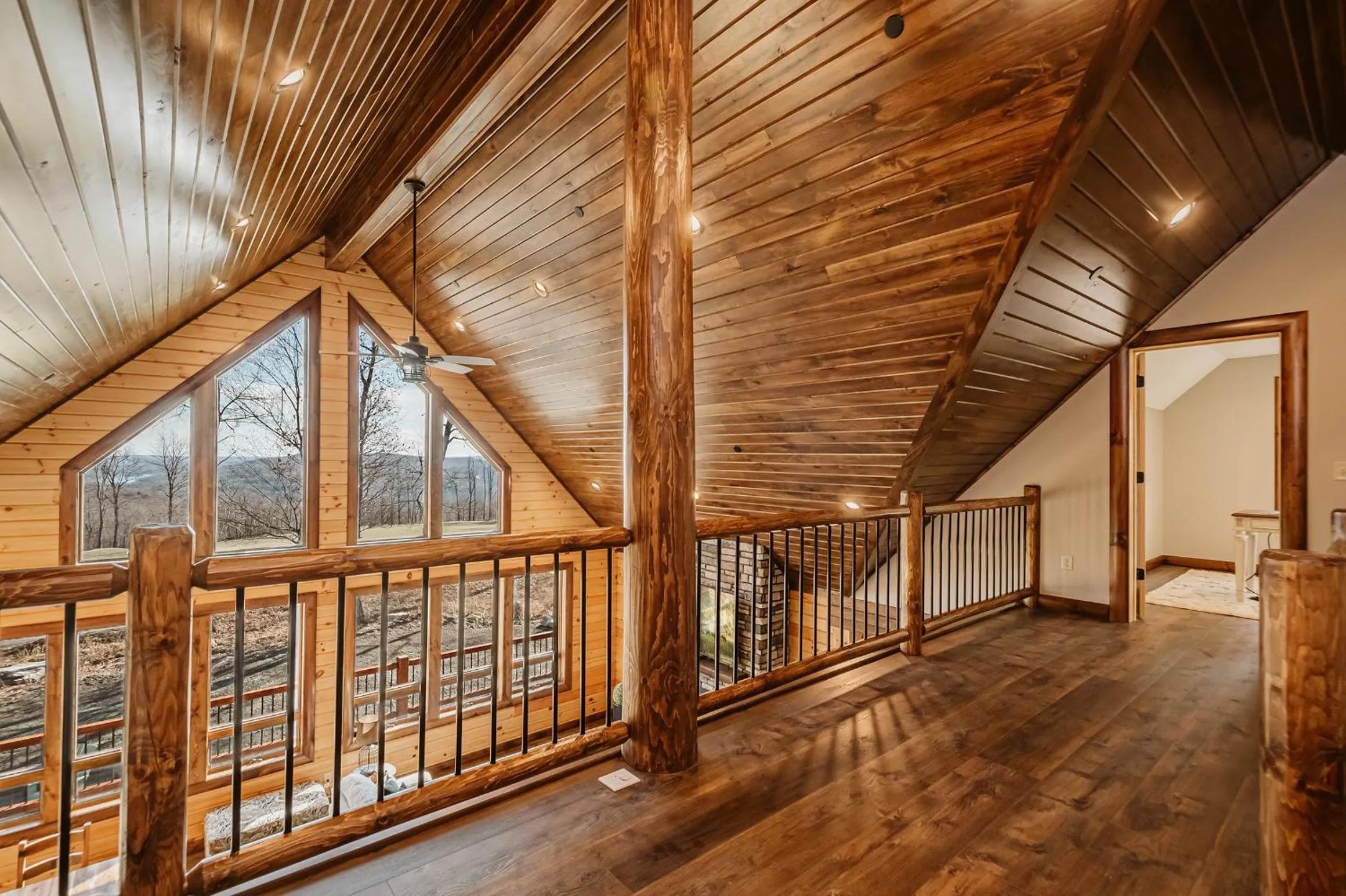 Property building in Water & Mountain Retreat