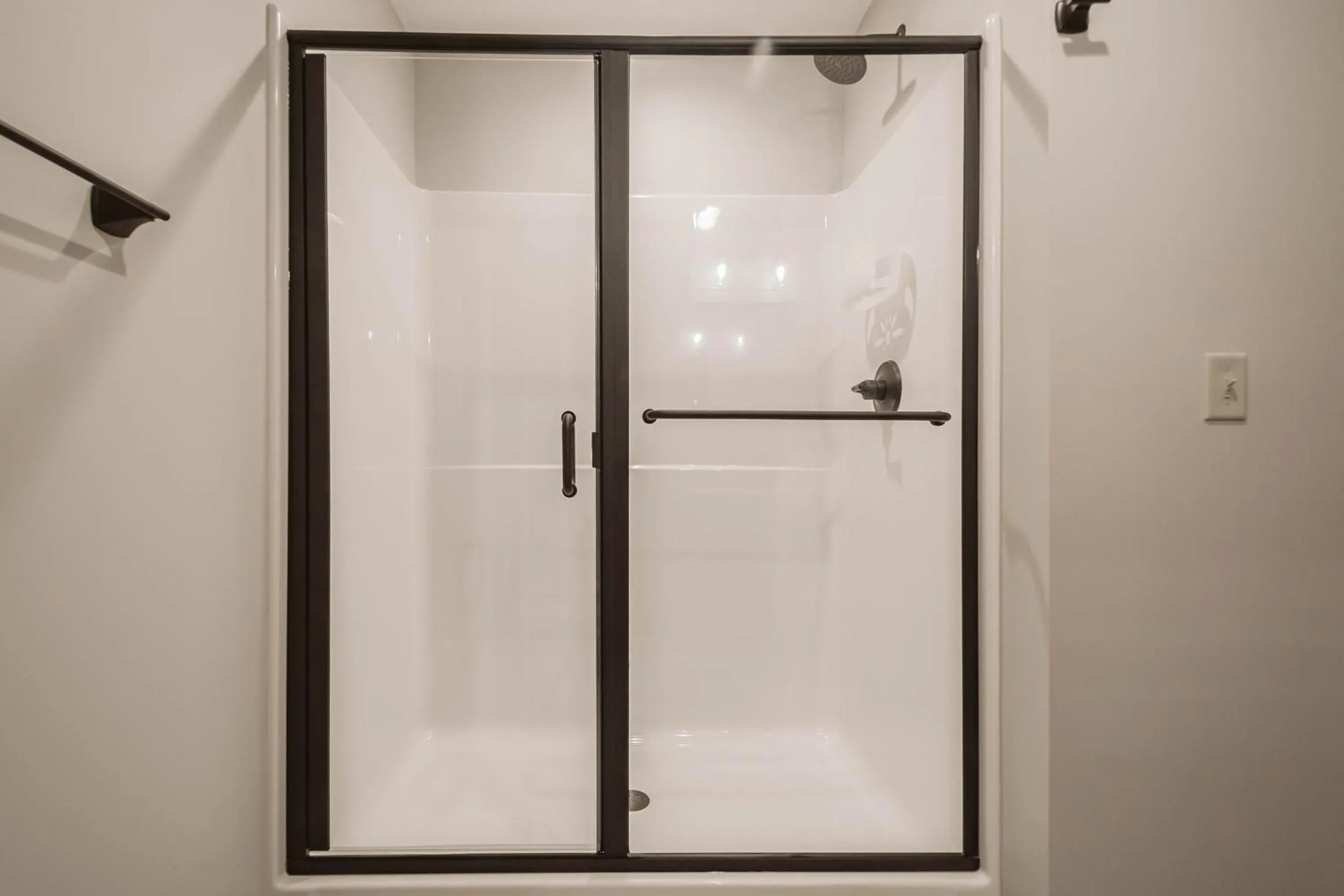 Property building in Water & Mountain Retreat