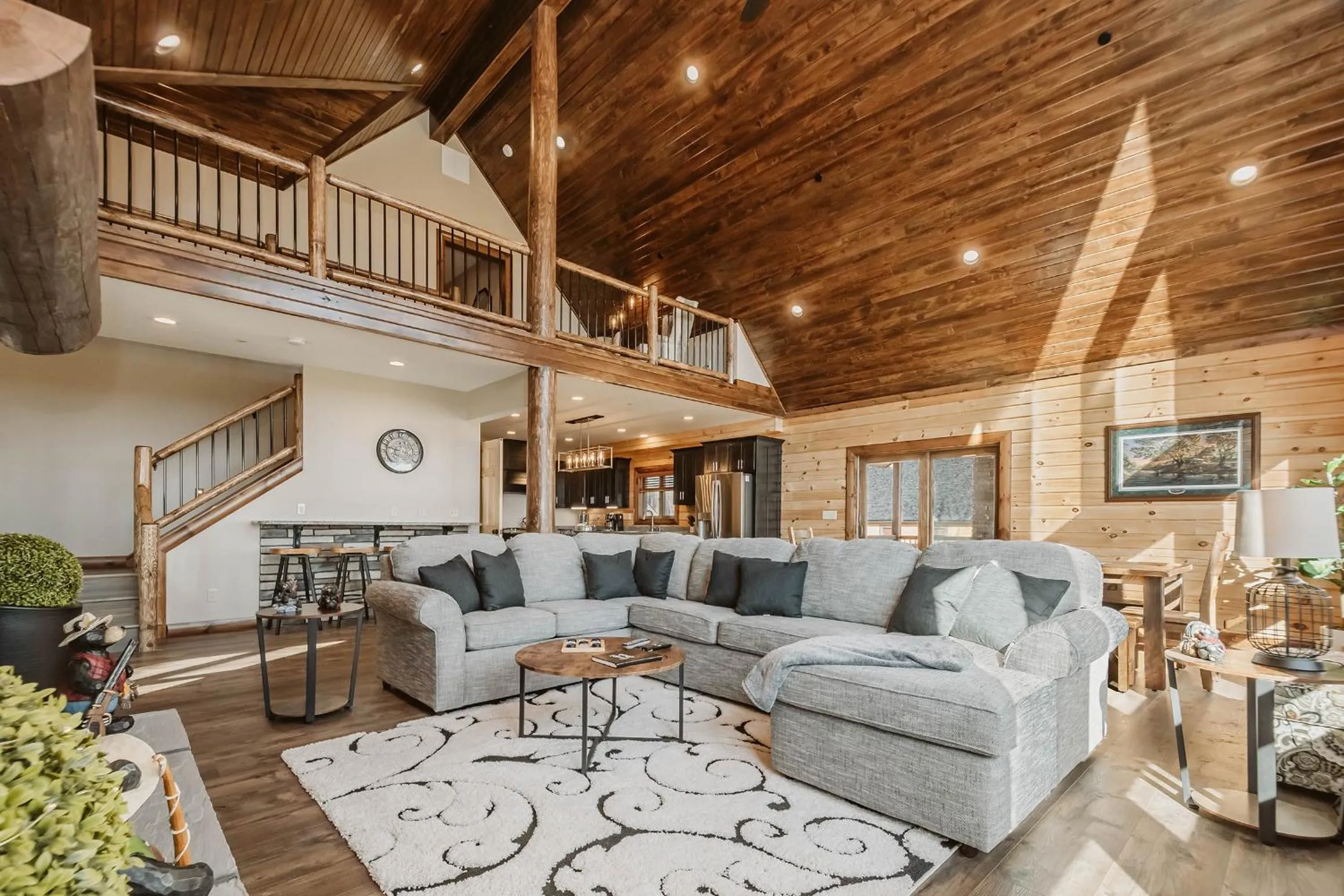 Property building in Water & Mountain Retreat