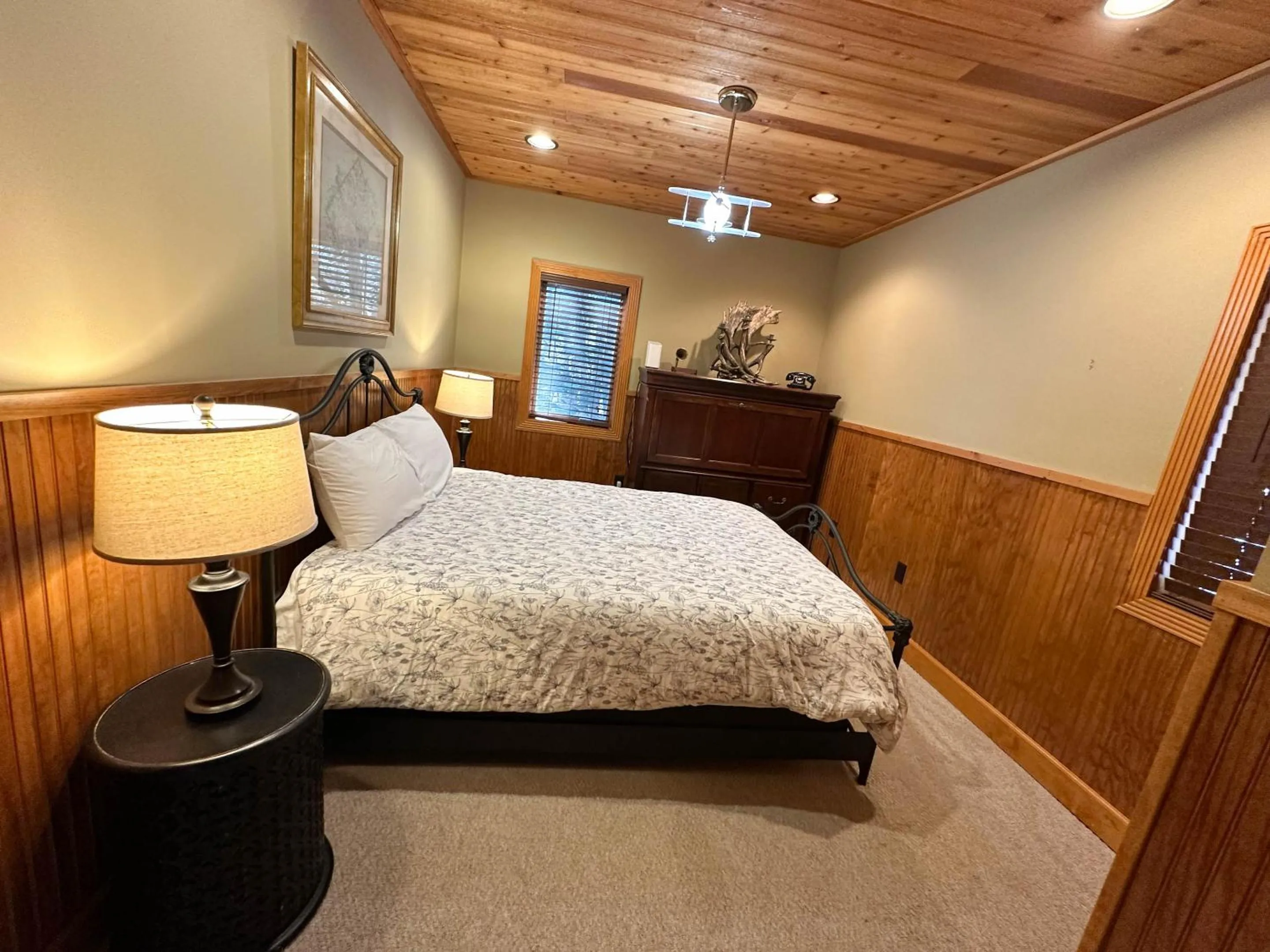 Bed in Wisp N Around