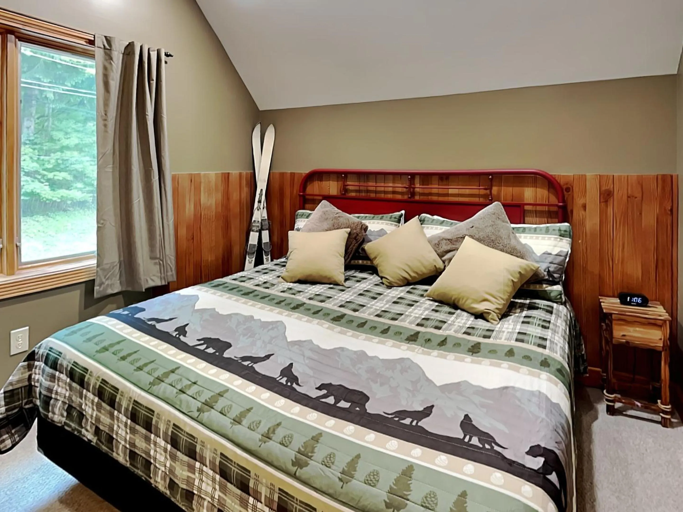 Bed in Wisp N Around