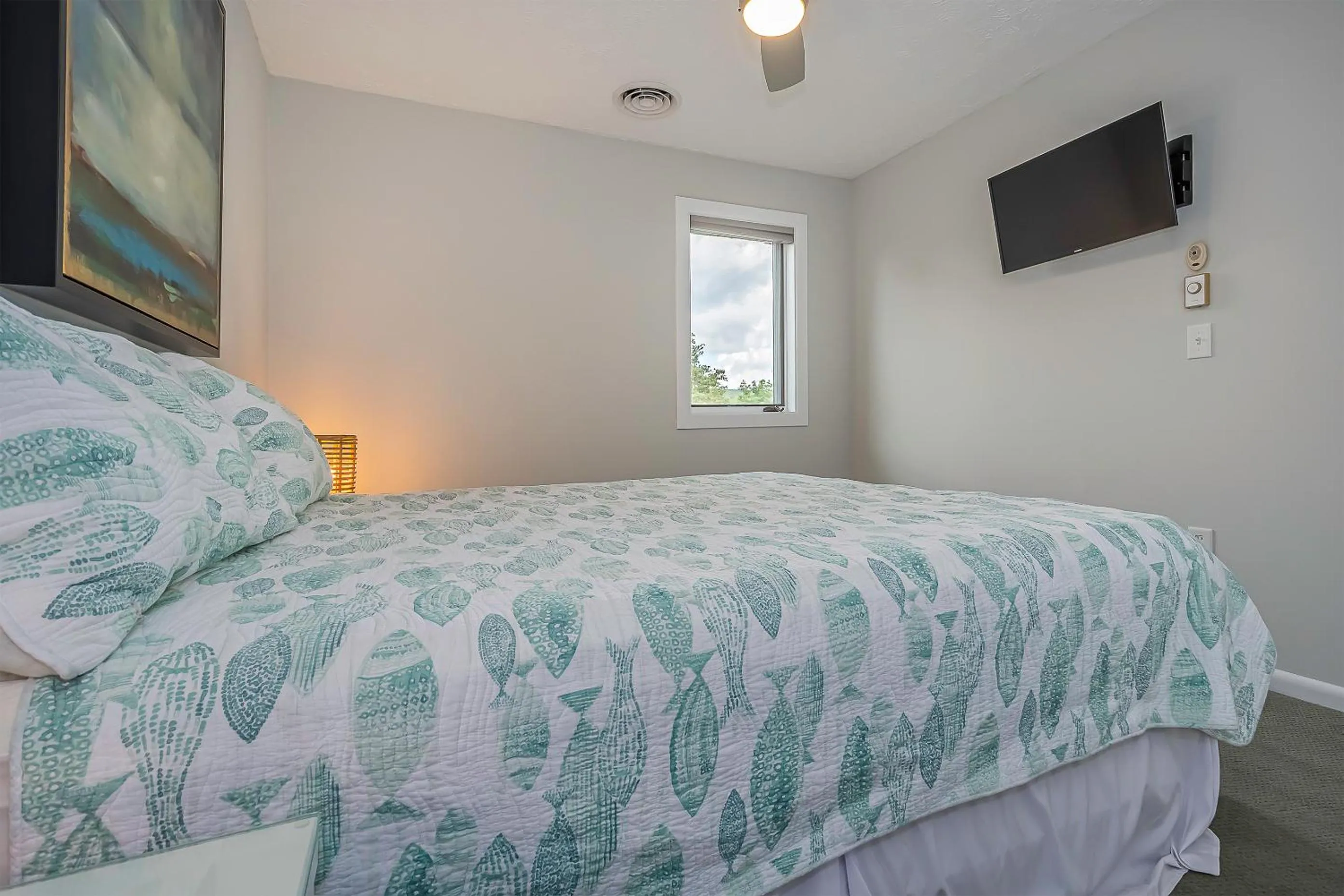Property building, Bed in Ski Harbor 11
