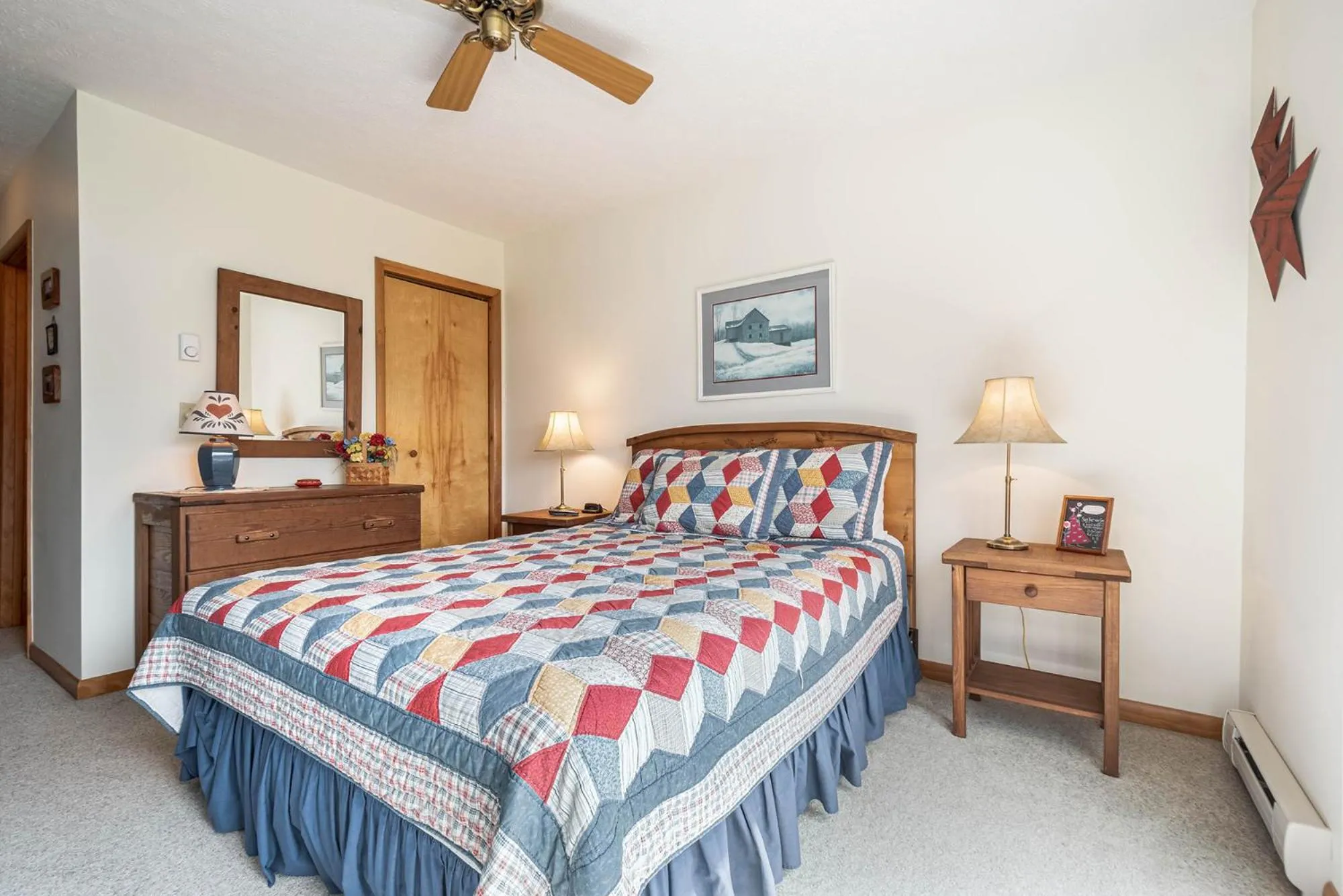 Bed in Ski Harbor 14