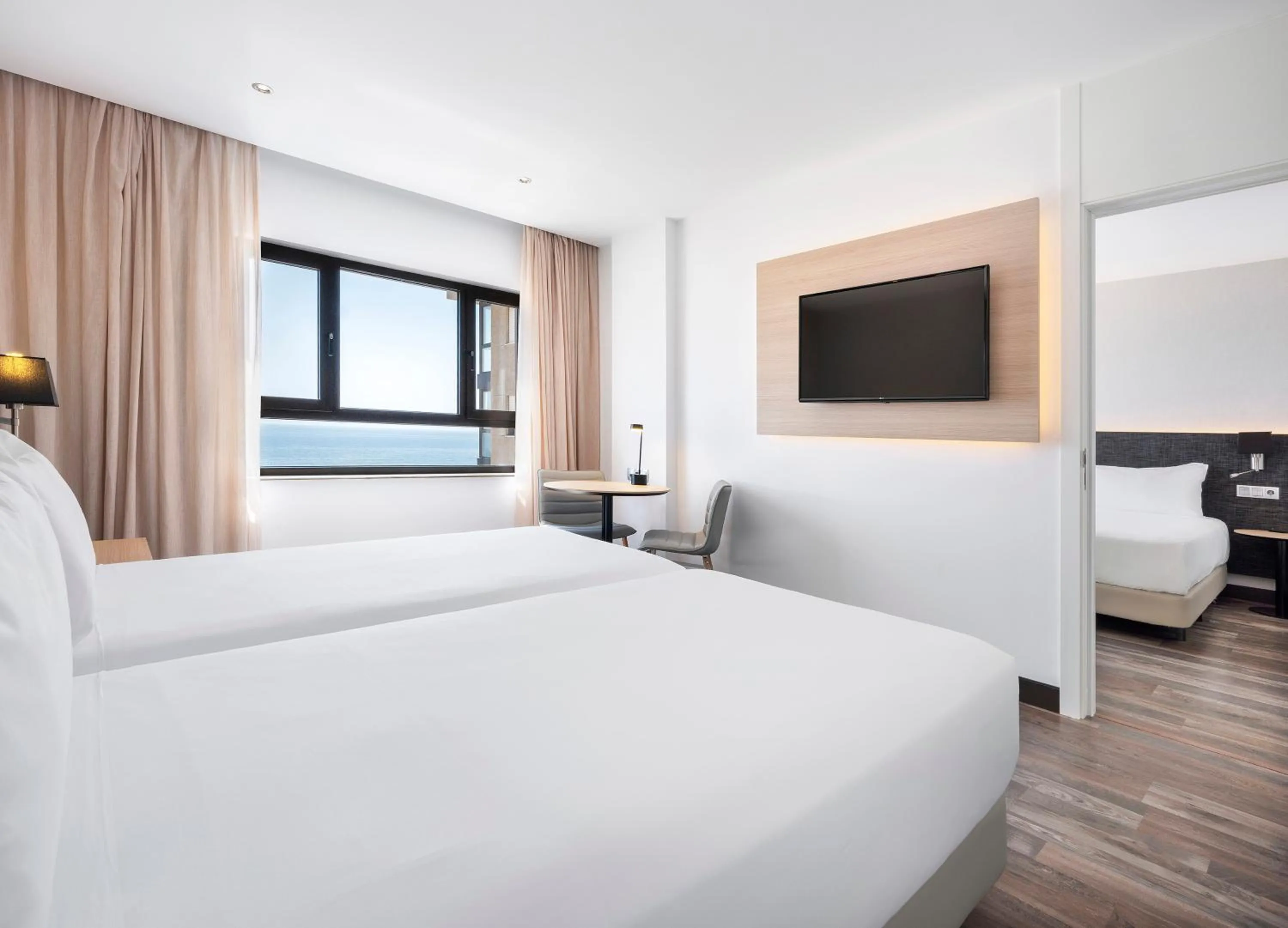 Bed in Hotel Cádiz Paseo del Mar, Affiliated by Meliá