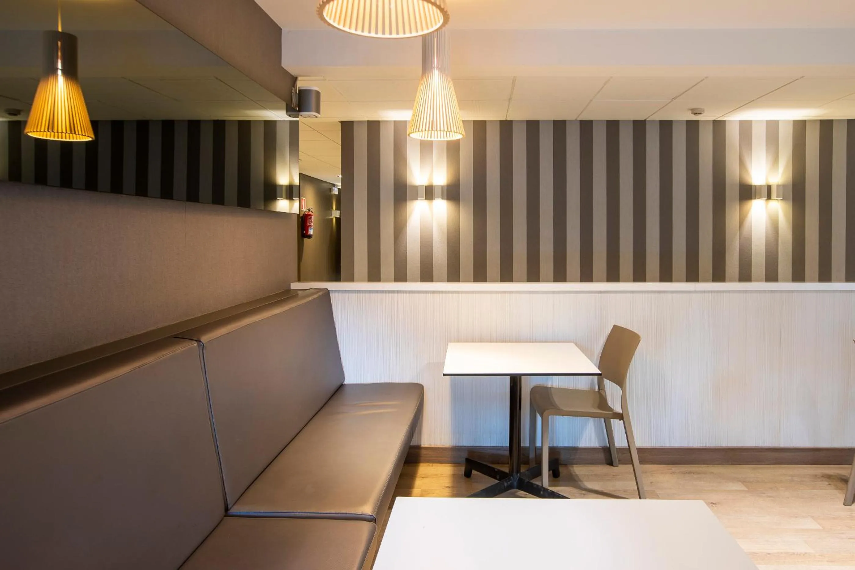 Business facilities in Hotel Urdanibia Park