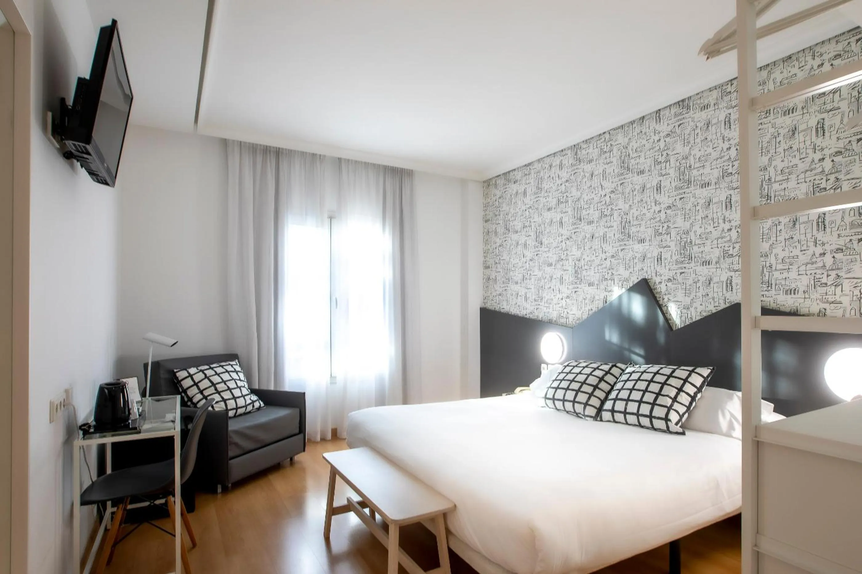 Bed in Hotel Urdanibia Park