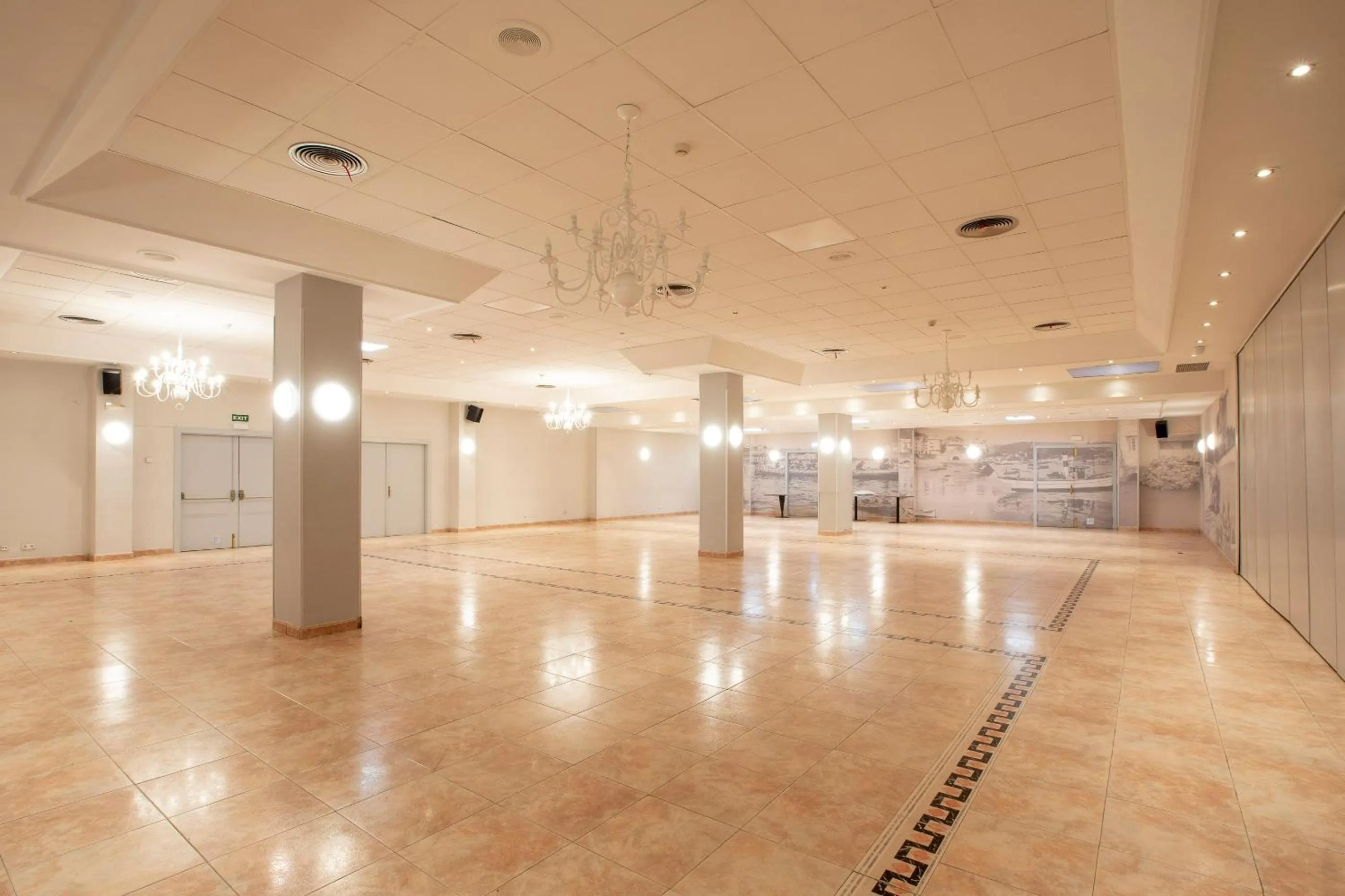 Banquet/Function facilities in Hotel Urdanibia Park